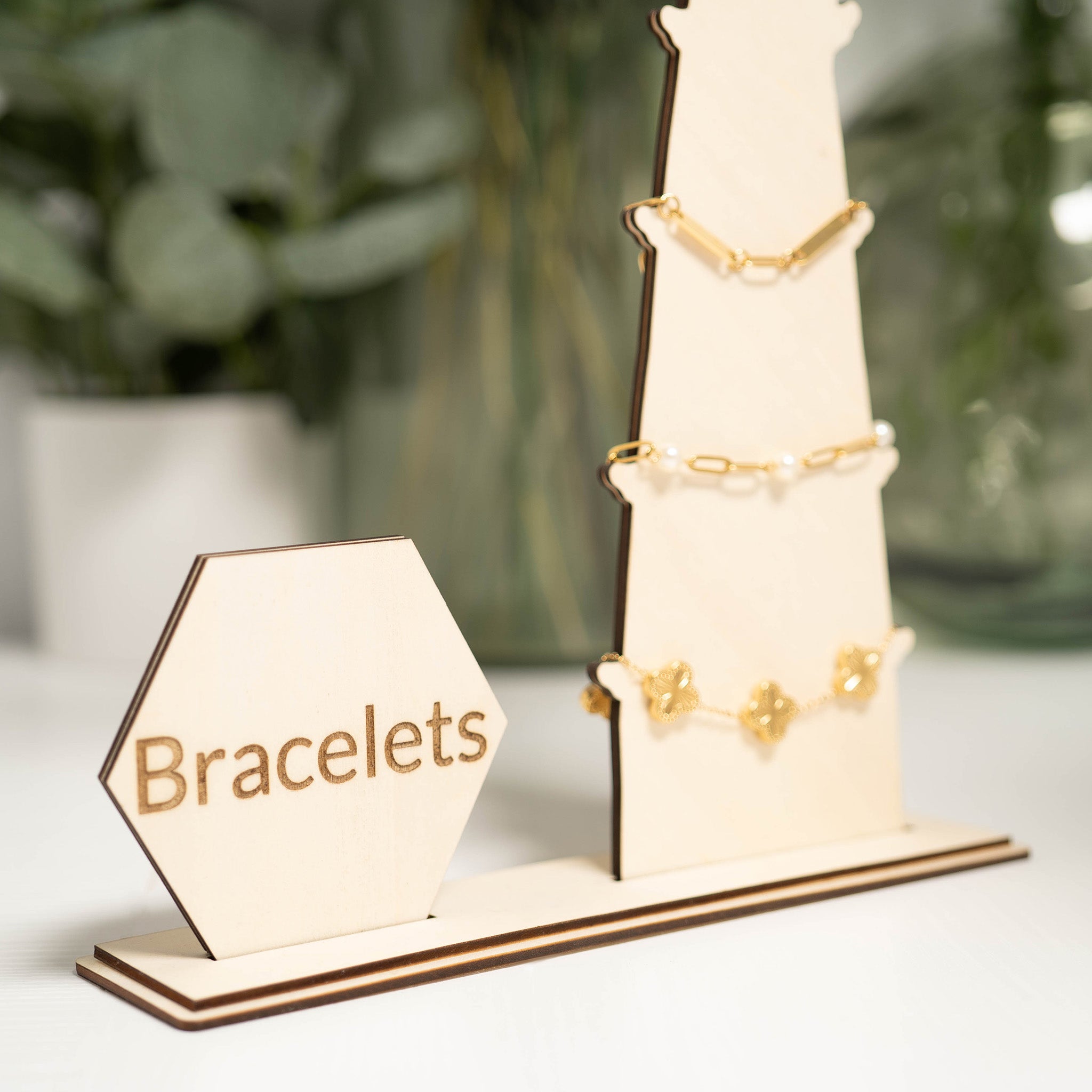Bracelet Standee Assembly Display