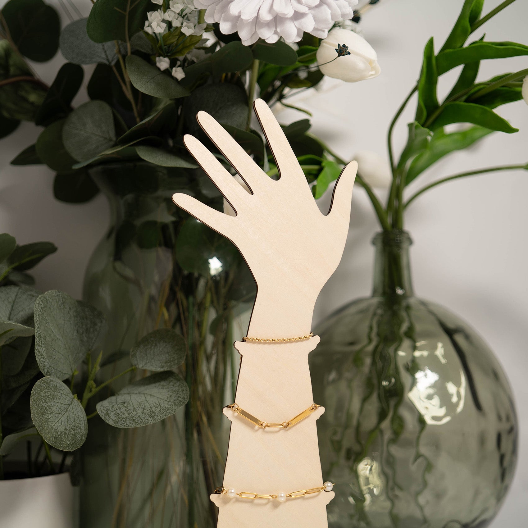Bracelet Standee Assembly Display