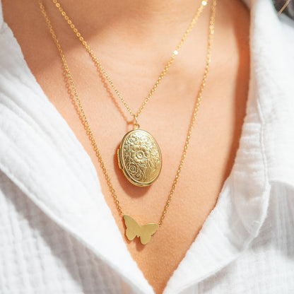 18K Gold PVD Stainless Steel Textured Oval Locket