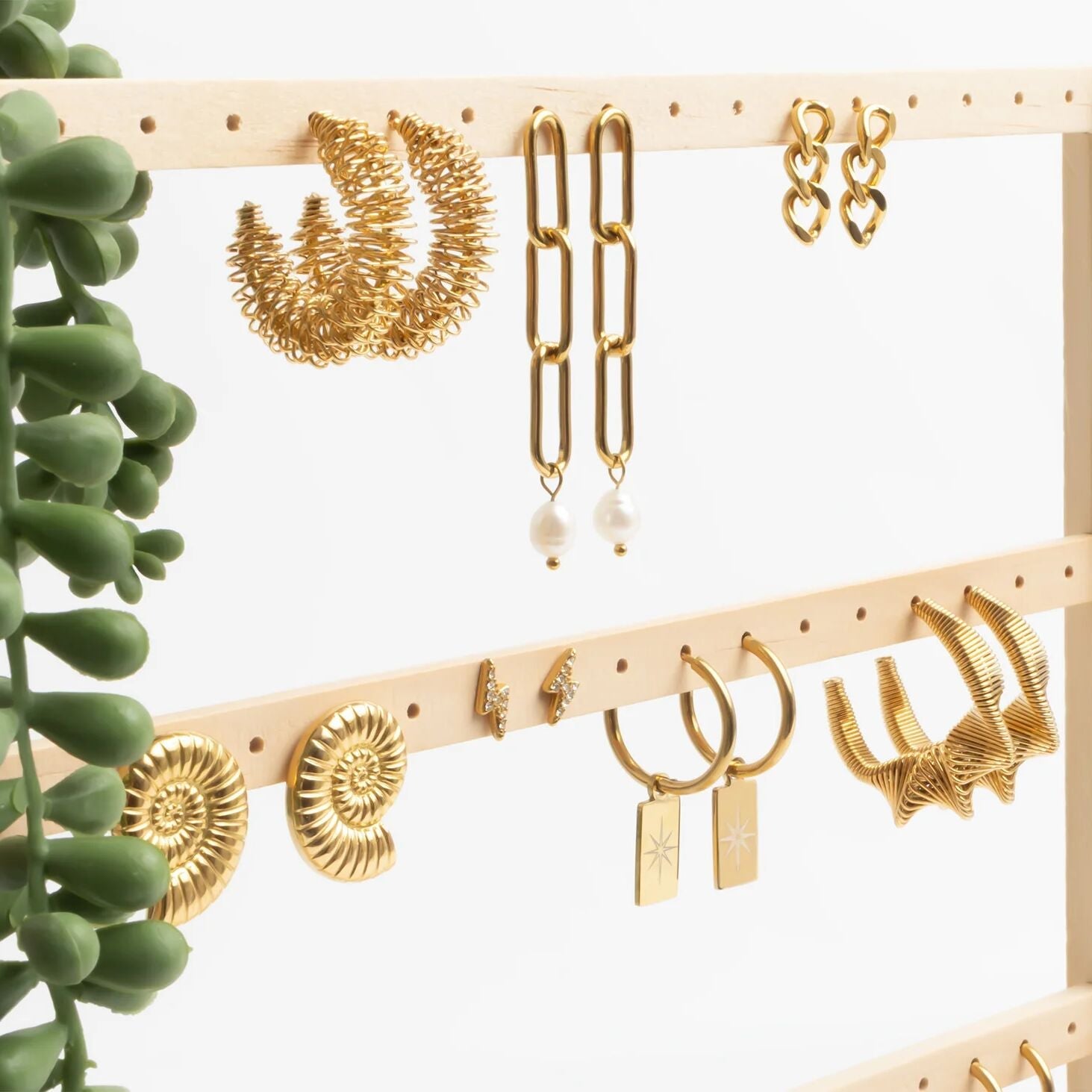 Wood 30 Pair Earring Display