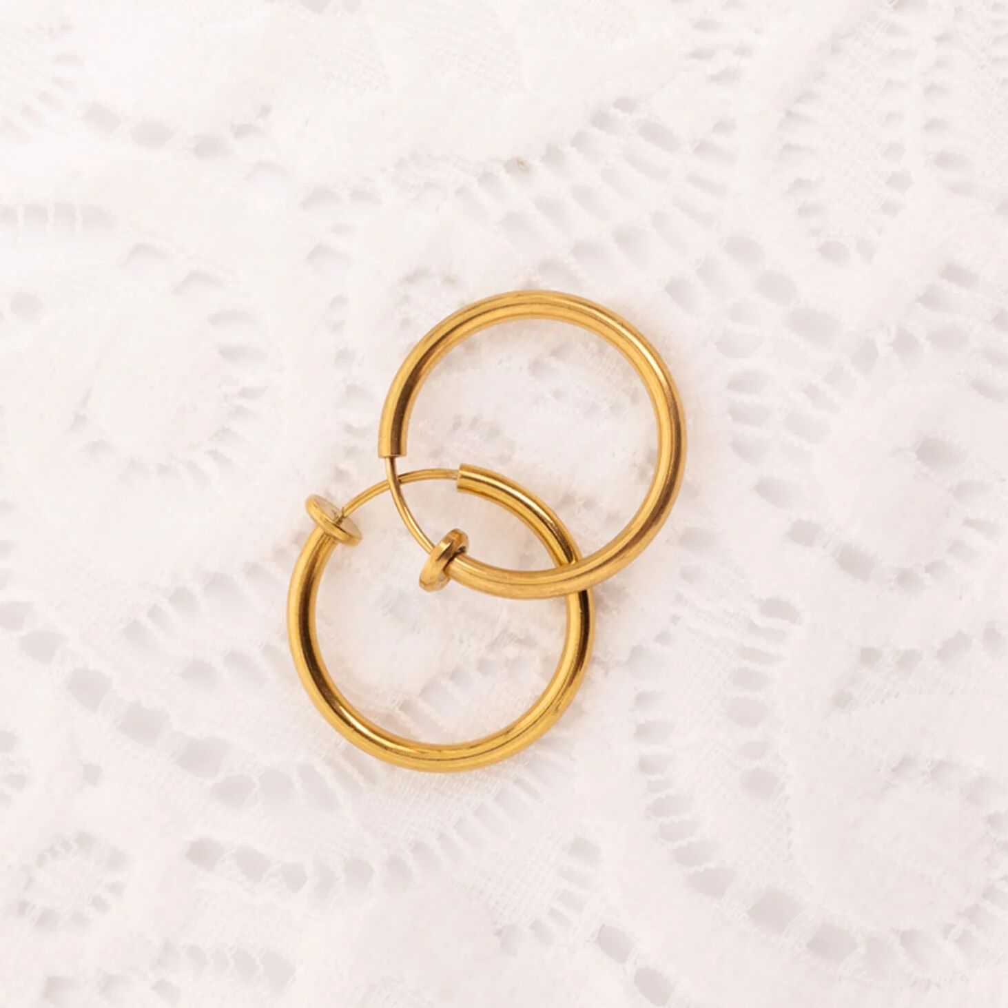 18K Gold PVD Stainless Steel Sliding Spring Huggie Hoop Earrings