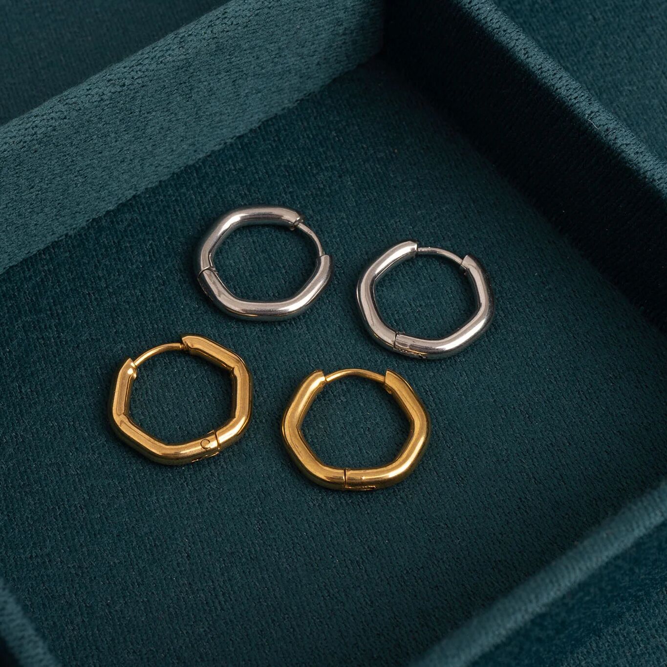 18K Gold PVD Stainless Steel Rounded Geometric Huggie Hoop Earrings
