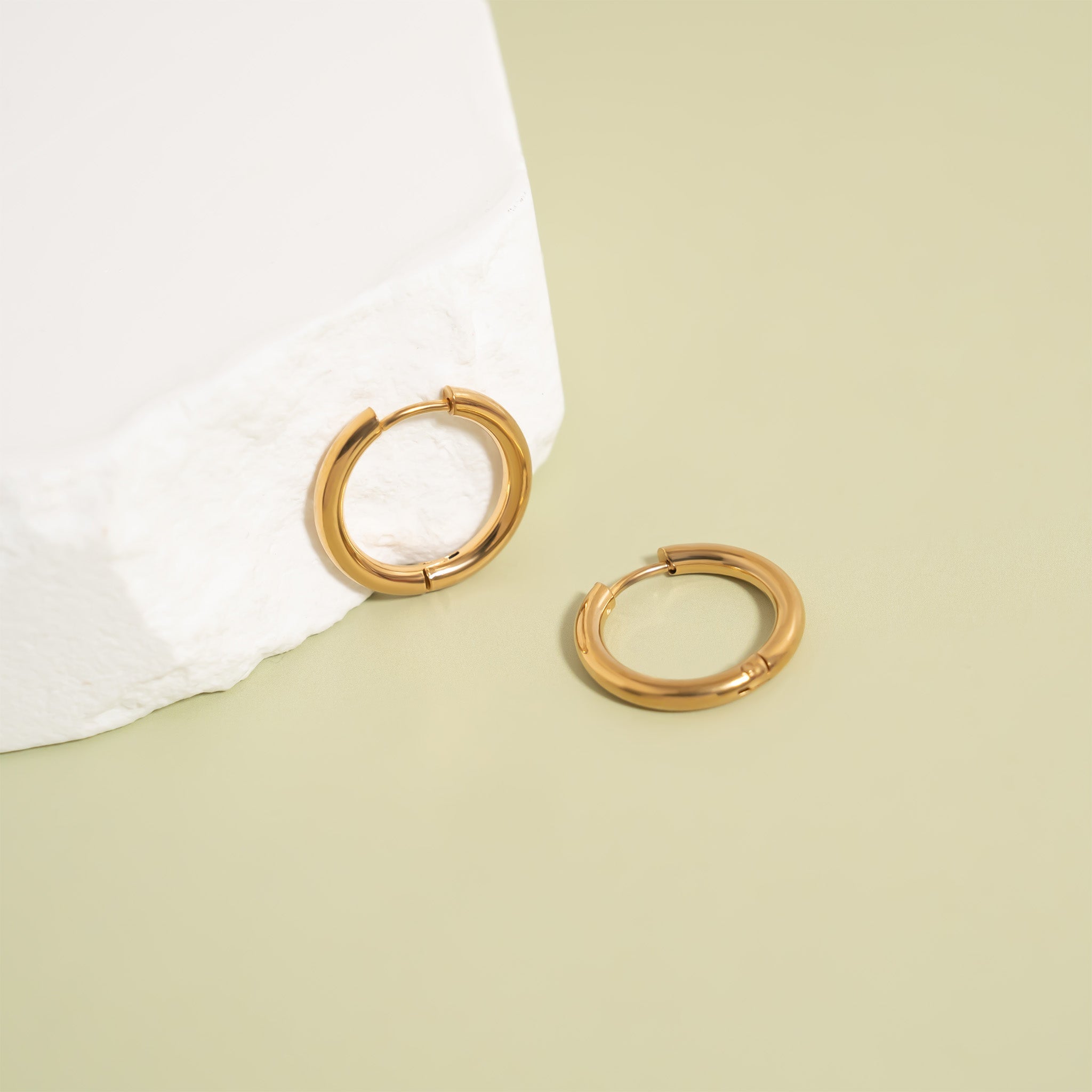 18K Gold PVD Stainless Steel Circle Huggie Hoop Earrings