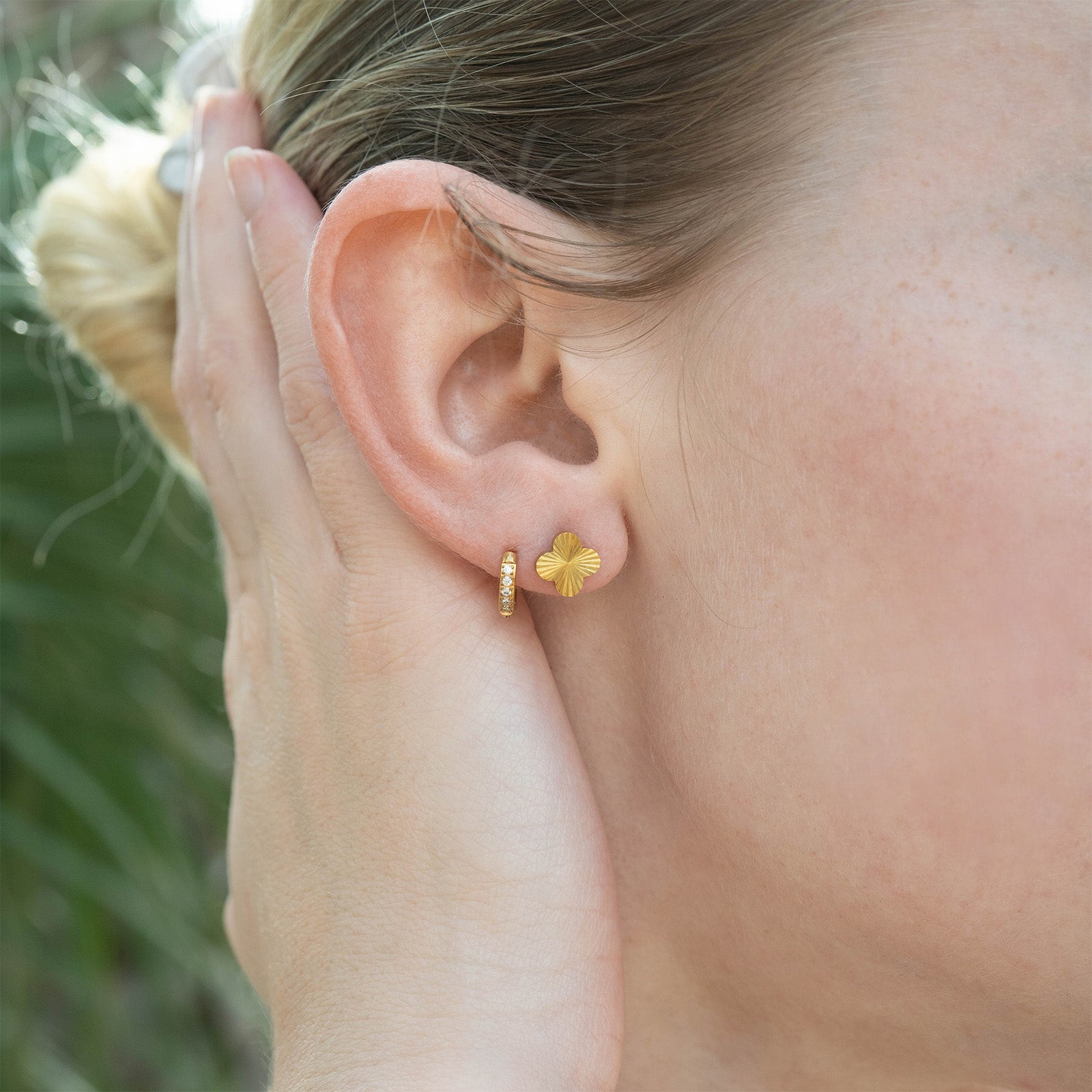 18K Gold PVD Stainless Steel Clover Stud Earring