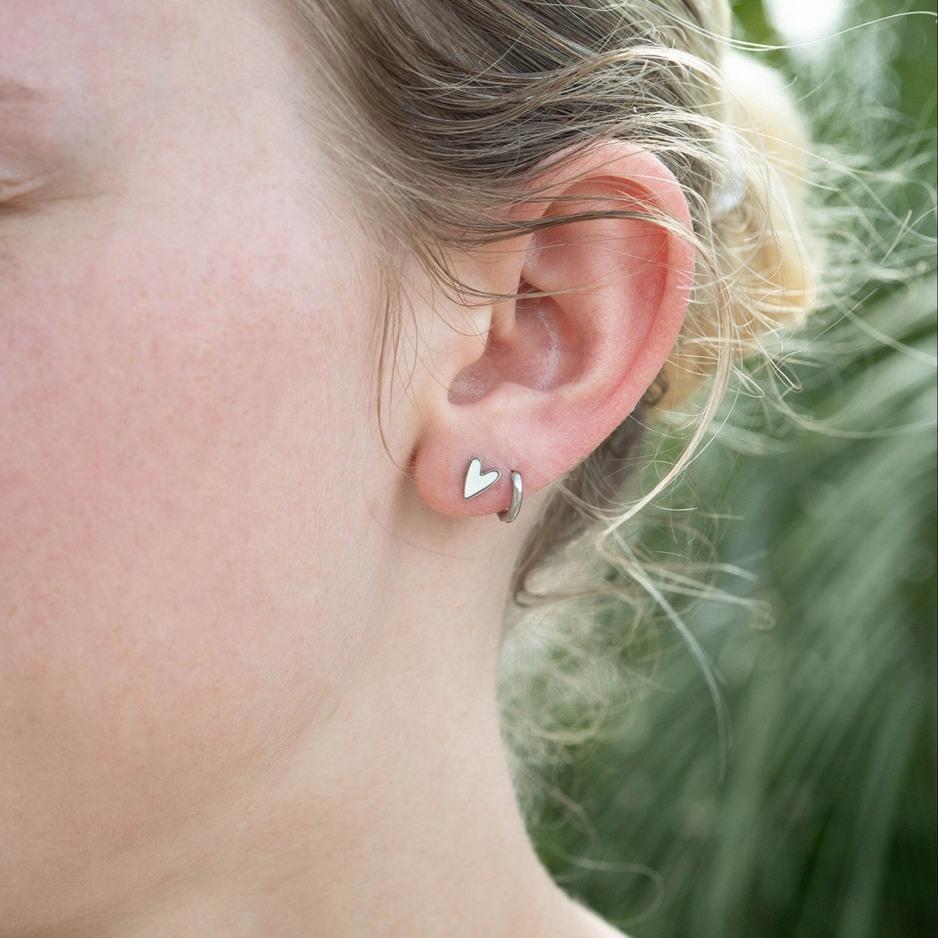 18K Gold PVD Stainless Steel White Enamel Heart Studs