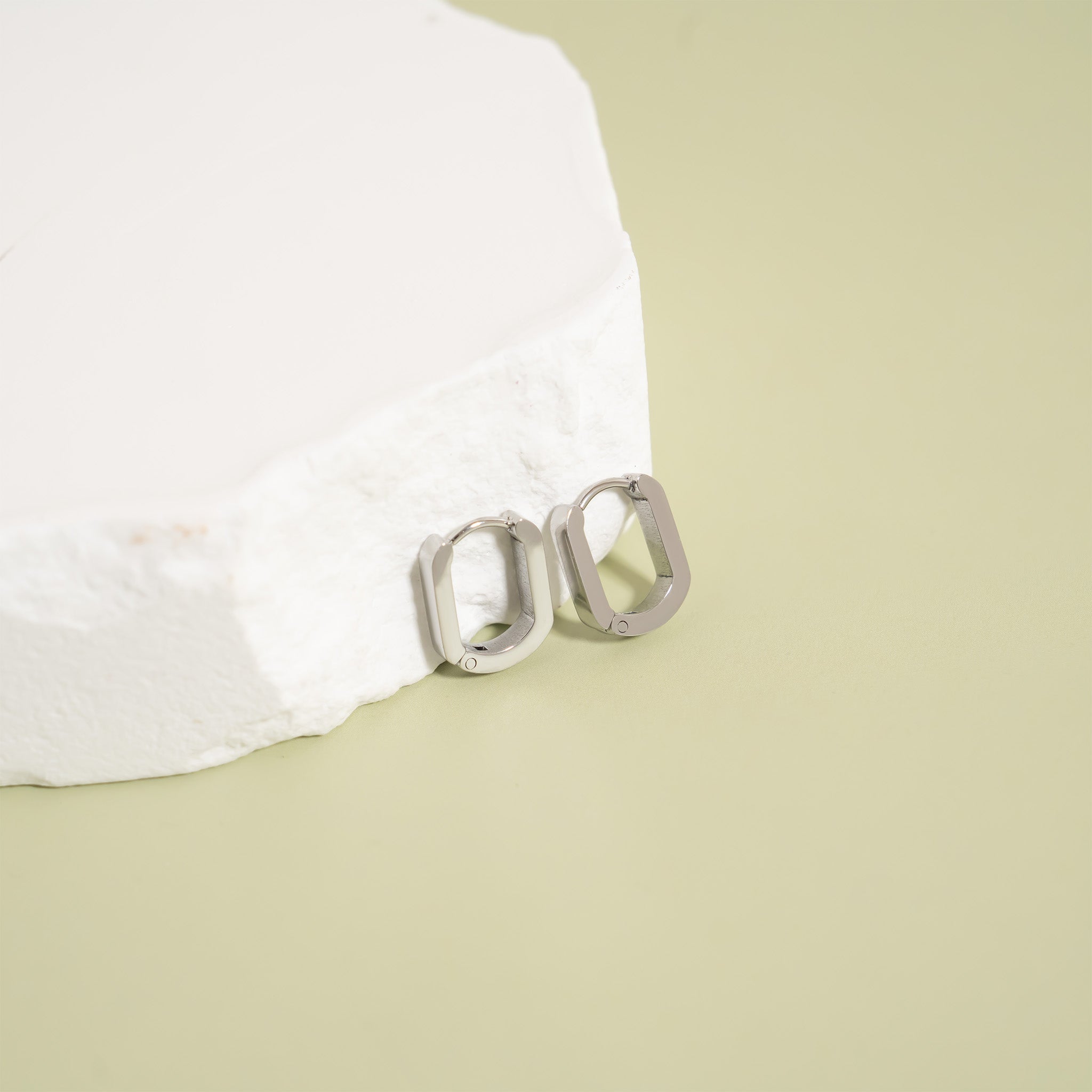 18K Gold PVD Stainless Steel Oval Huggies