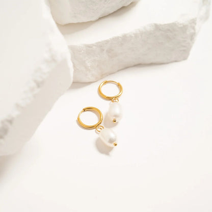 18K Gold PVD Stainless Steel Huggie Hoop with Freshwater Pearl Earring