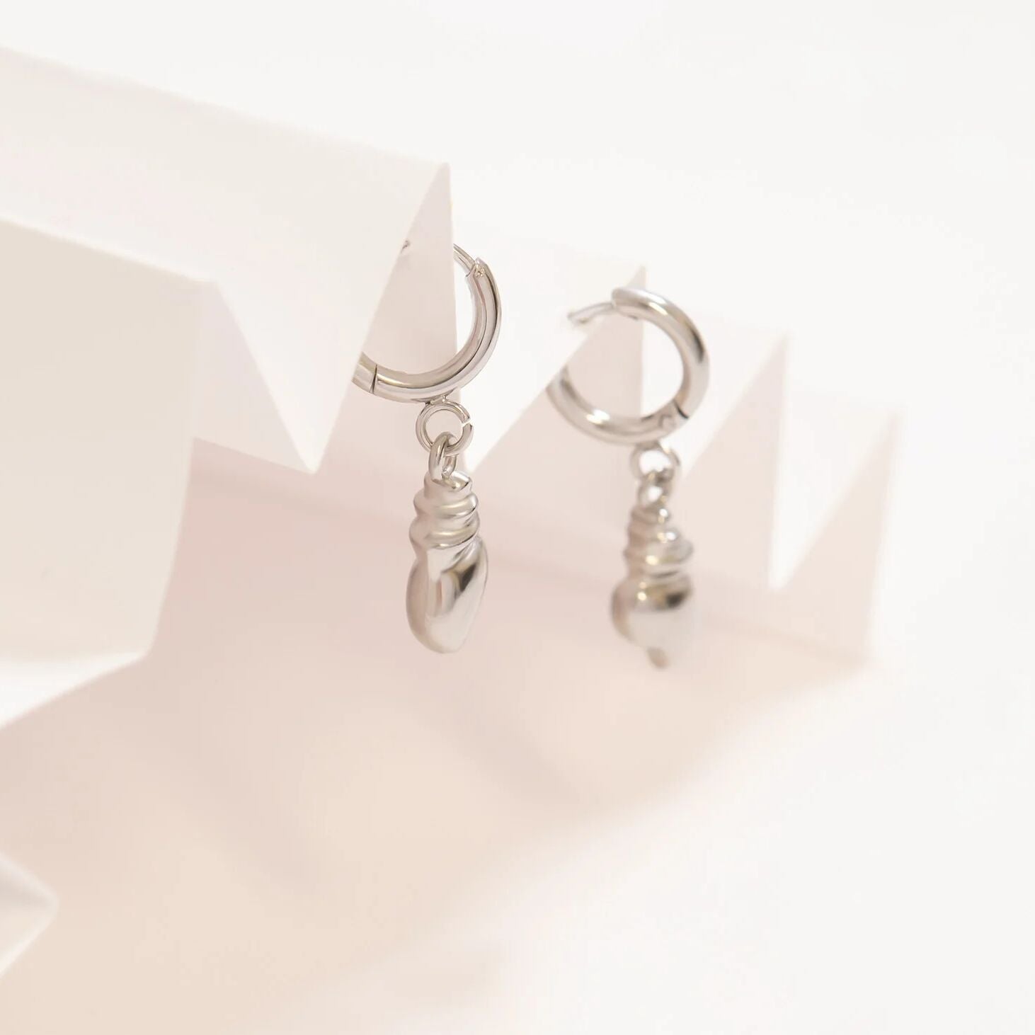 18K Gold PVD Stainless Steel Dangle Conch Shell Huggie Hoop Earring