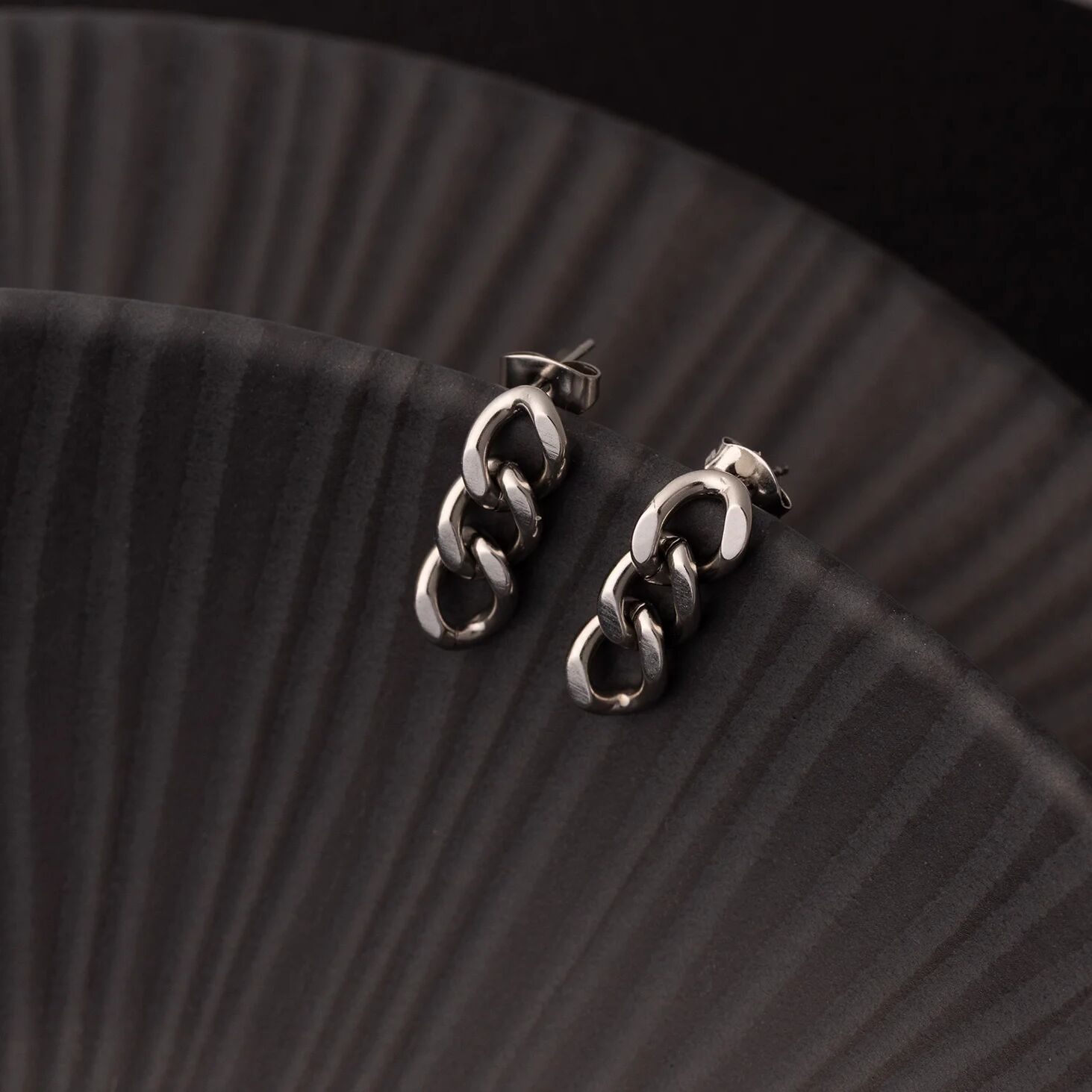 18K Gold PVD Stainless Steel Curb Chain Dangle Earrings
