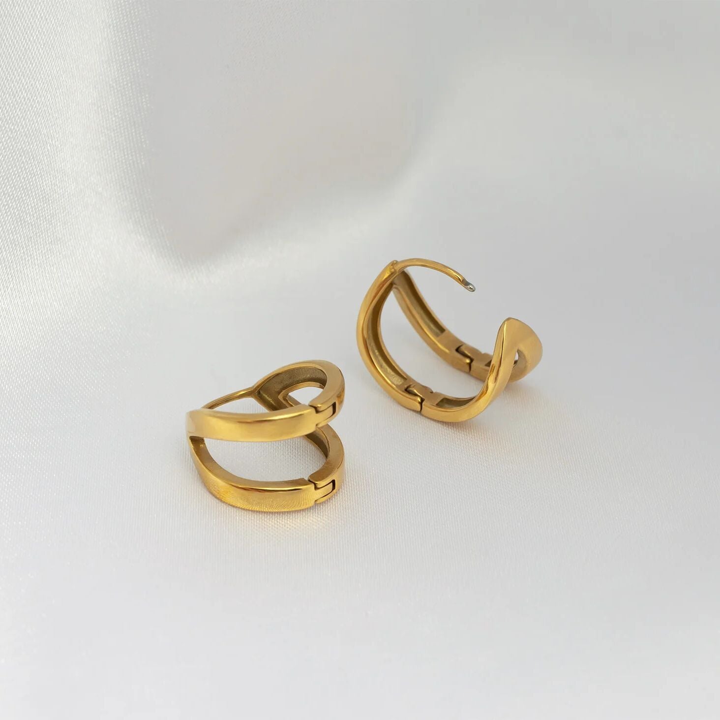 18K Gold PVD Stainless Steel Split Hoop Earring