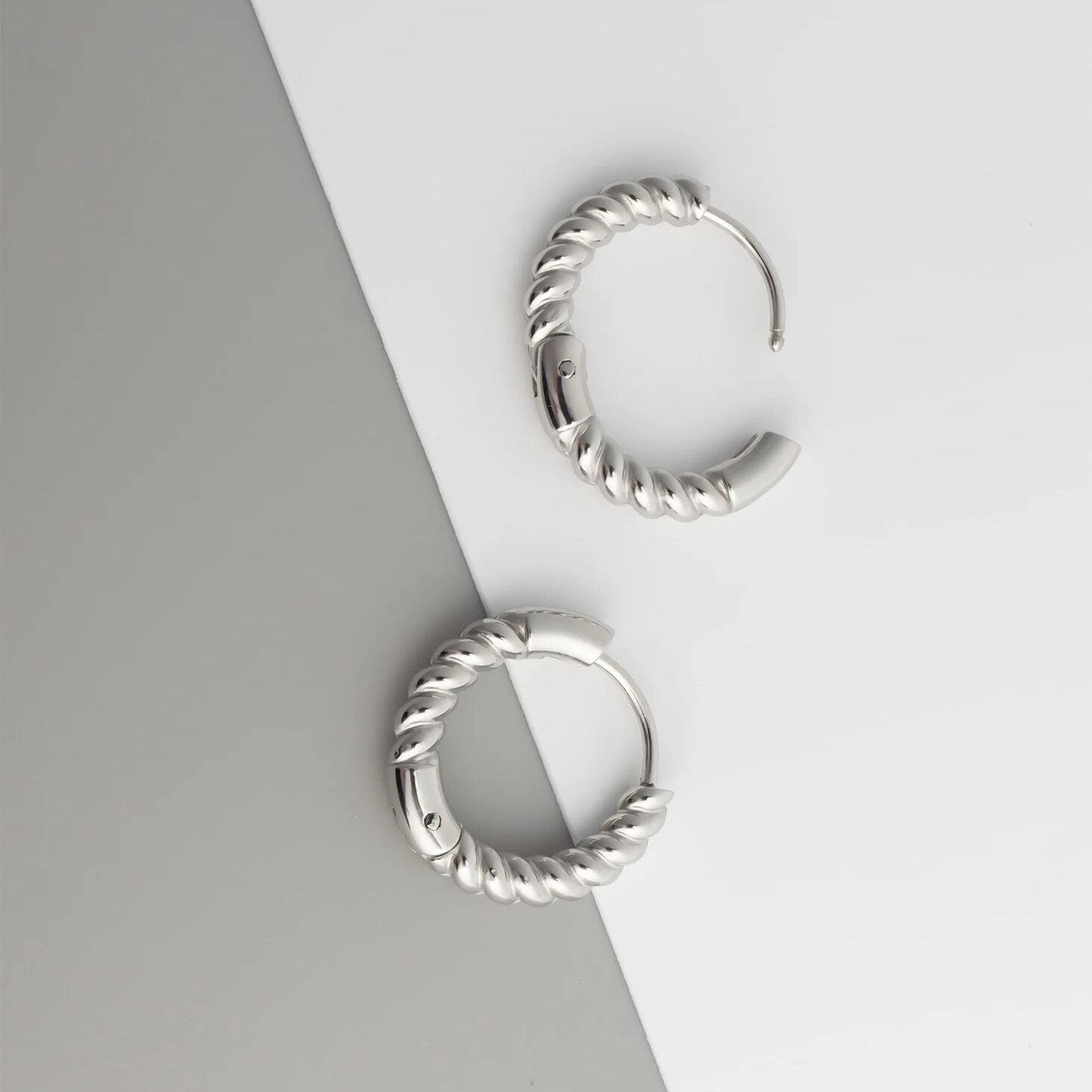 18K Gold PVD Stainless Steel Twisted Hoop Earrings