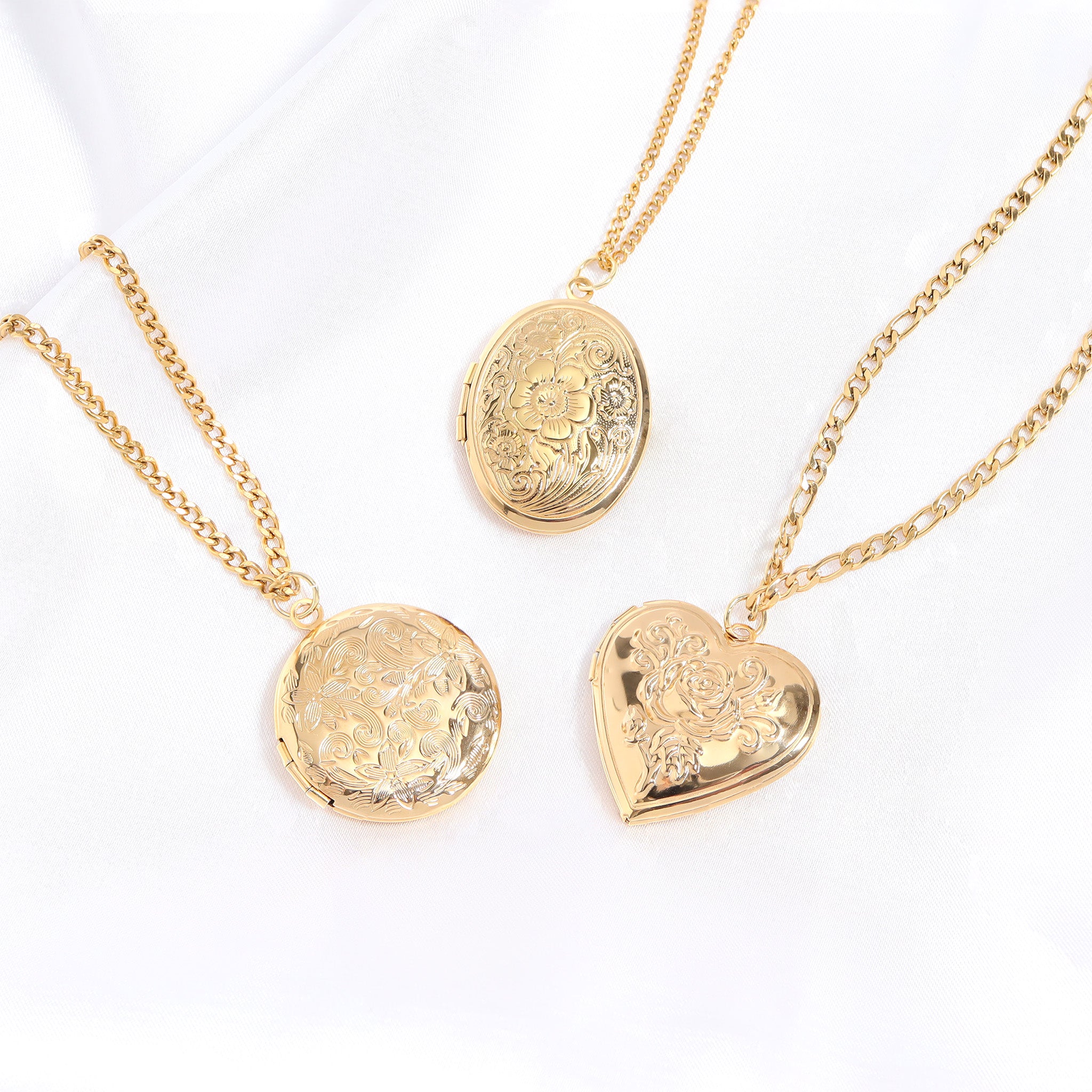 18K Gold PVD Stainless Steel Textured Oval Locket
