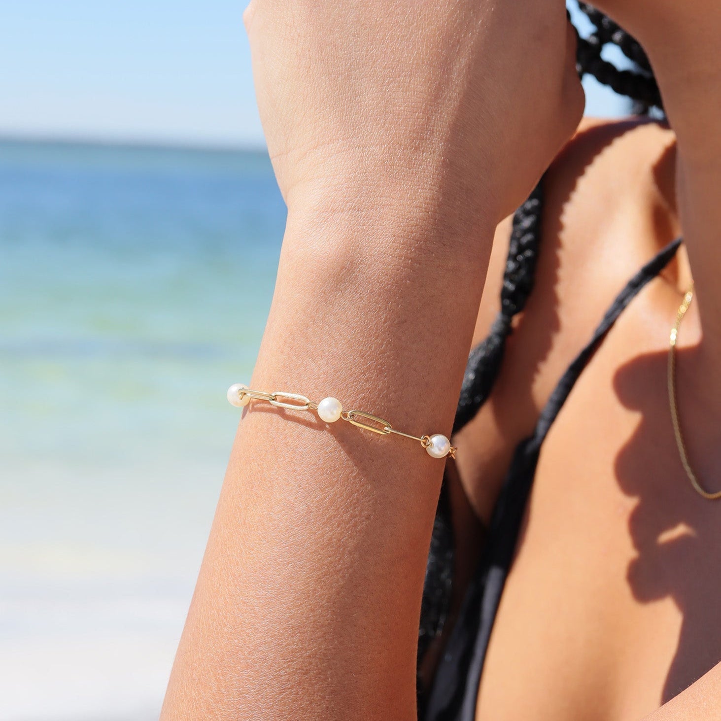 18K Gold PVD Stainless Steel Station Pearl Paperclip Bracelet