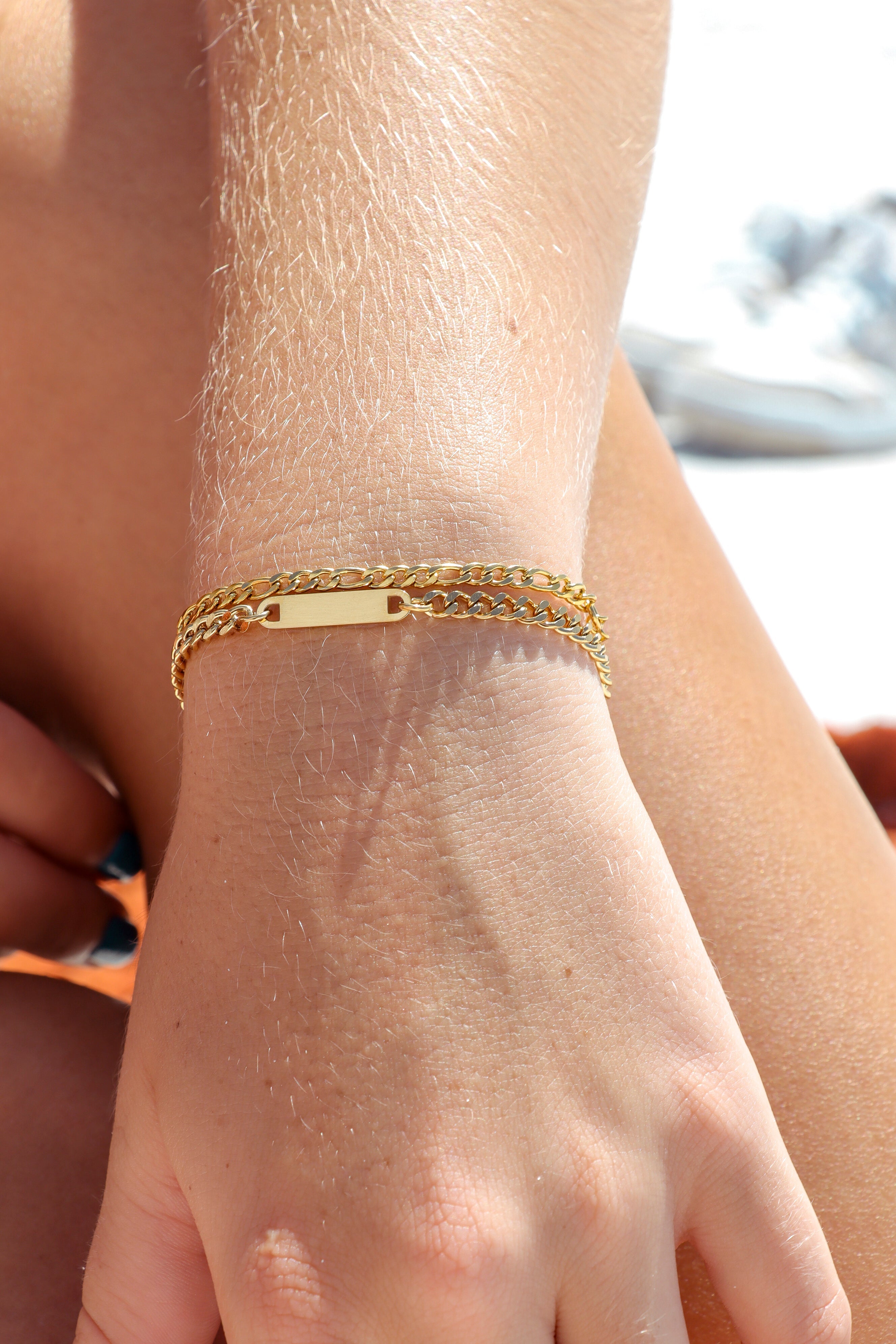18K Gold PVD Stainless Steel Engravable Curb Chain Bar Bracelet