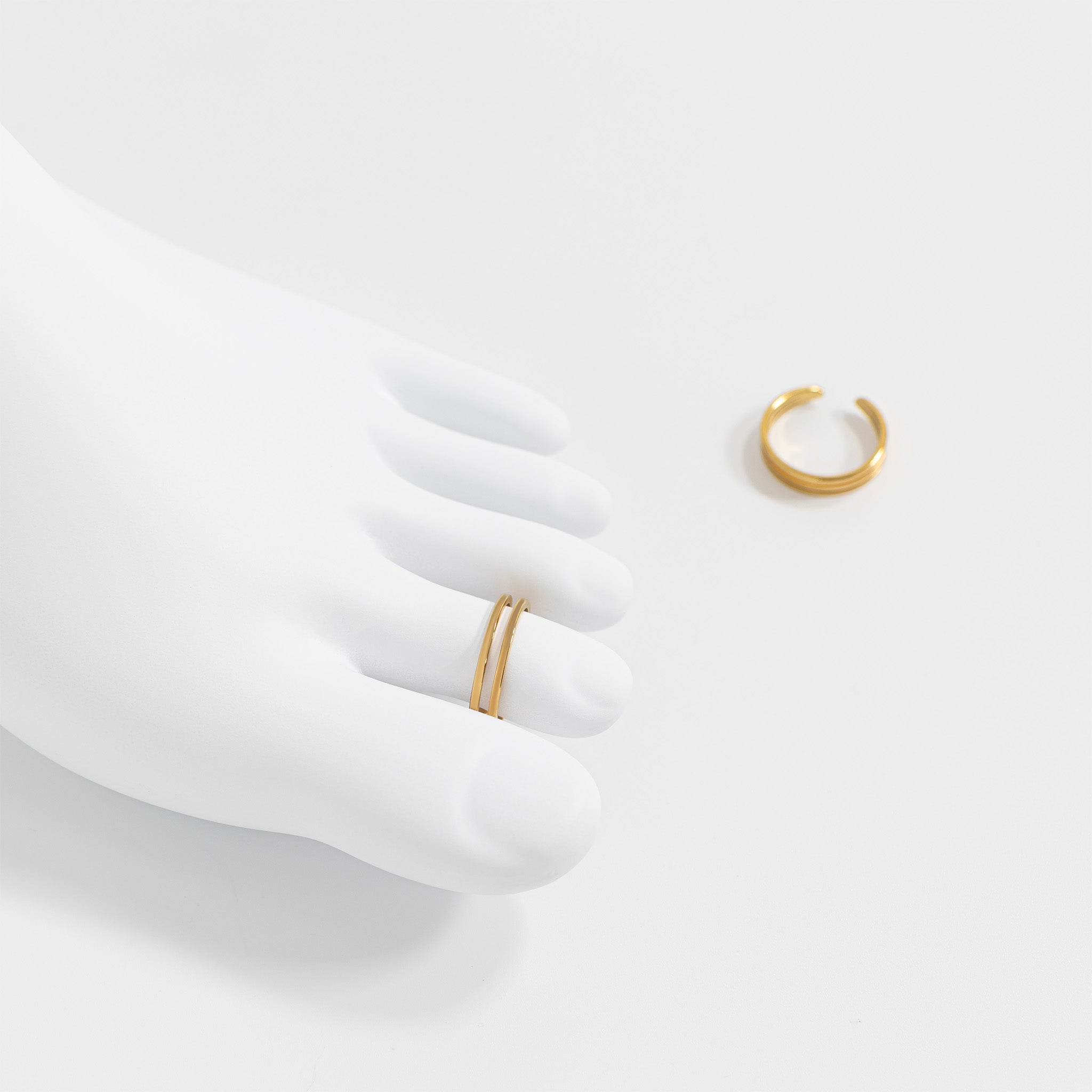 18K Gold PVD Stainless Steel Double Toe Ring