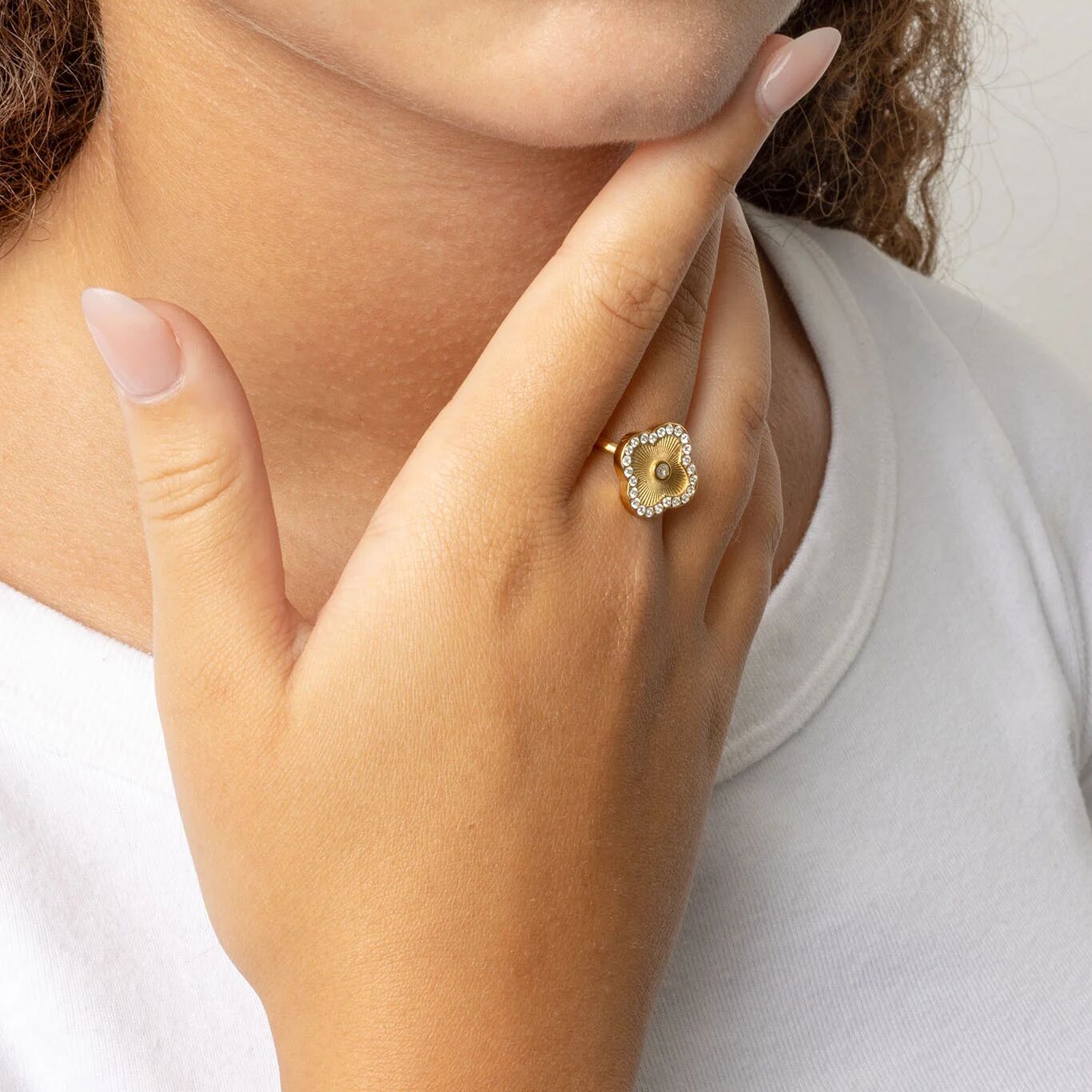 18K Gold PVD Stainless Steel Floral Motif Ring