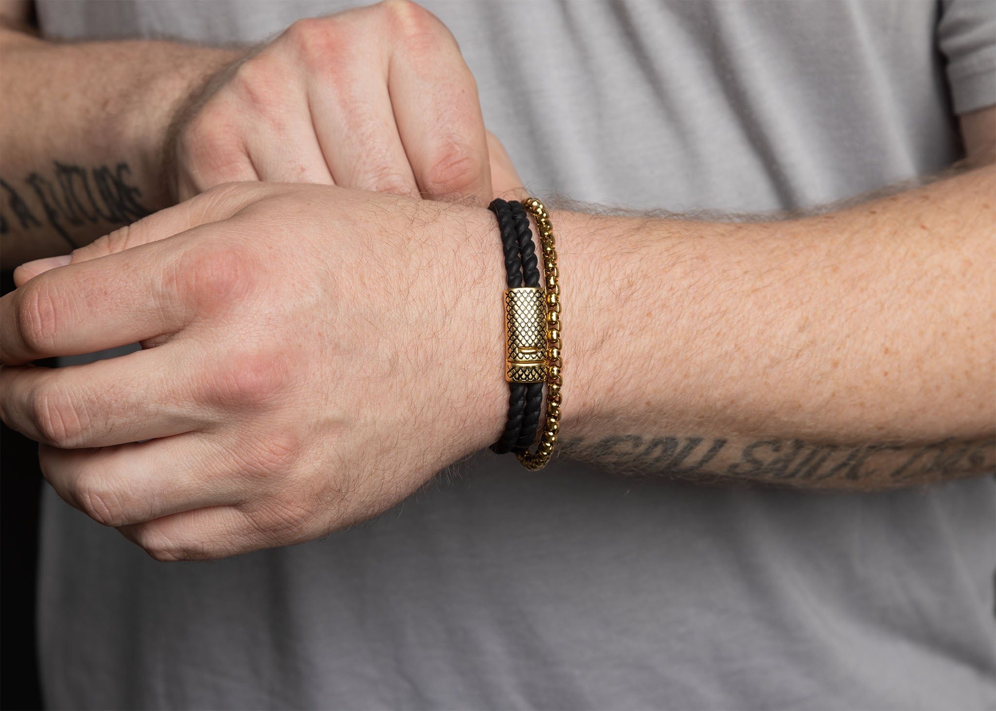 18K Gold PVD Stainless Steel Mens Rubber Metal Clasp Bracelet