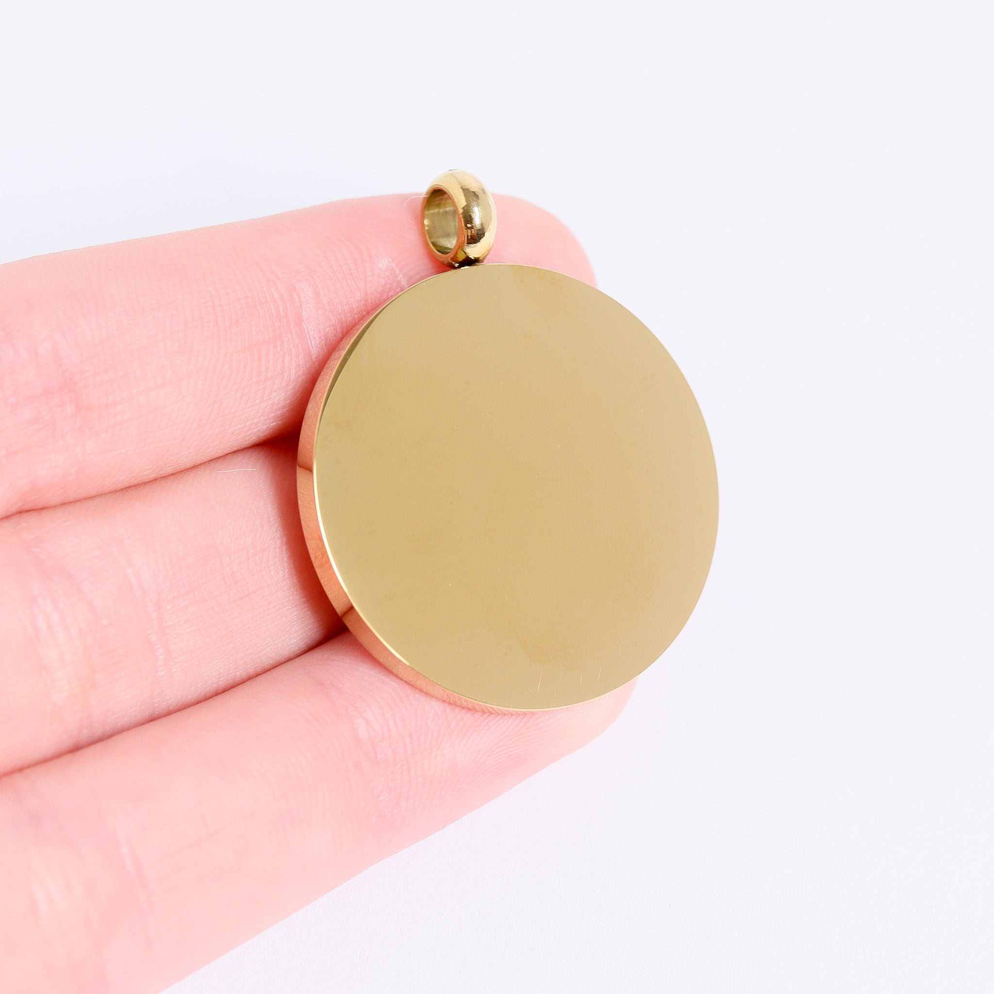 18K Gold PVD Stainless Steel Blank Round Pendant
