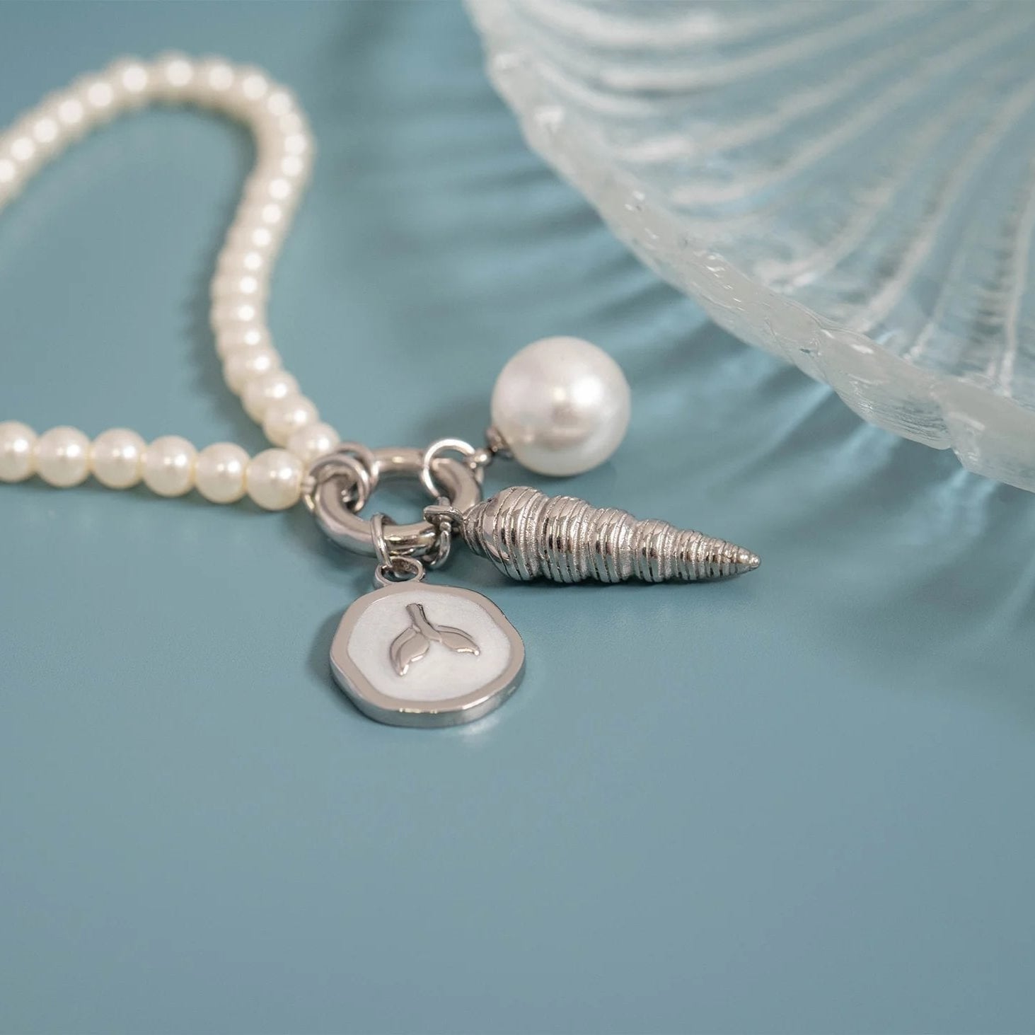 18K Gold PVD Stainless Steel Glass Pearl Charm Keeper Bracelet