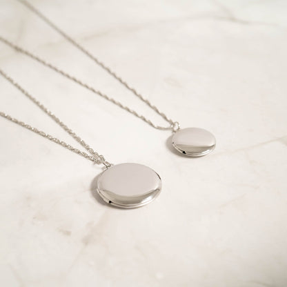 18K Gold PVD Stainless Steel Round Locket