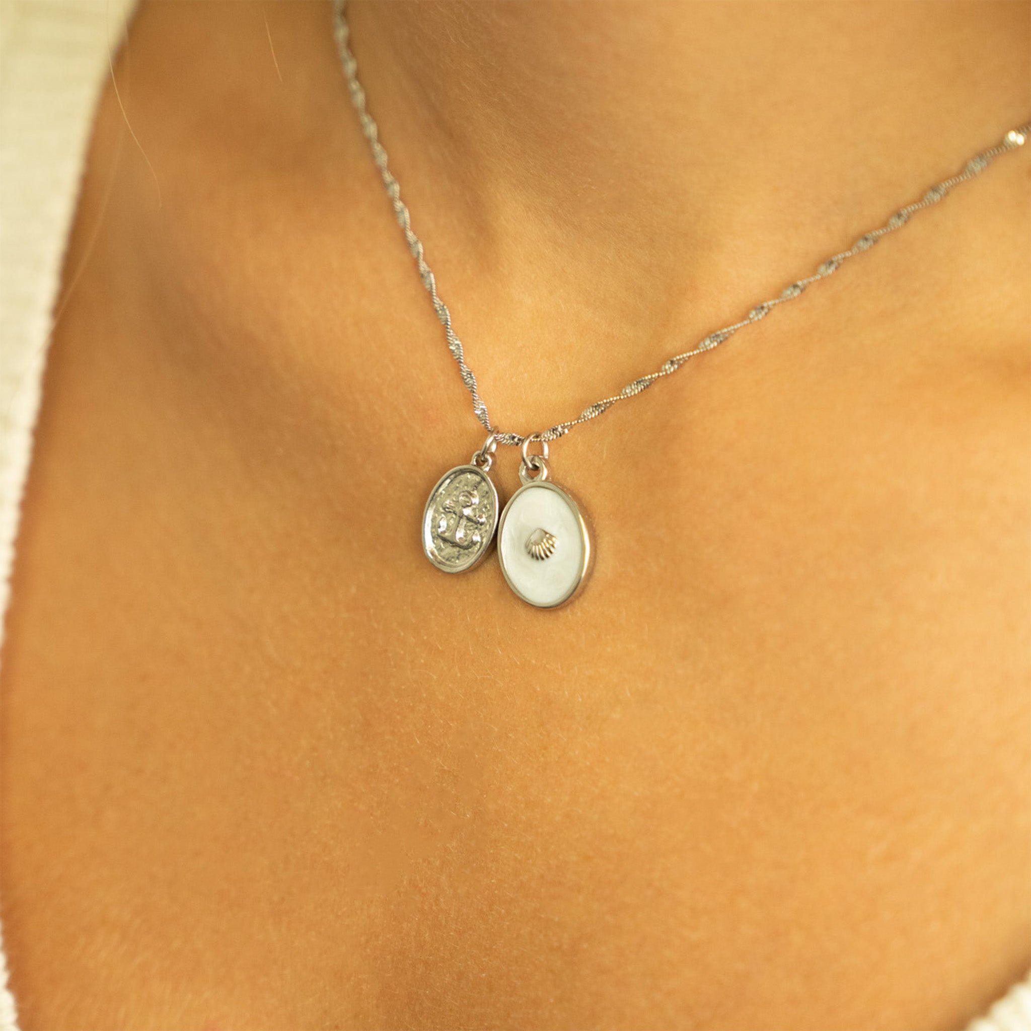 18K Gold PVD Stainless Steel Anchor Pendant