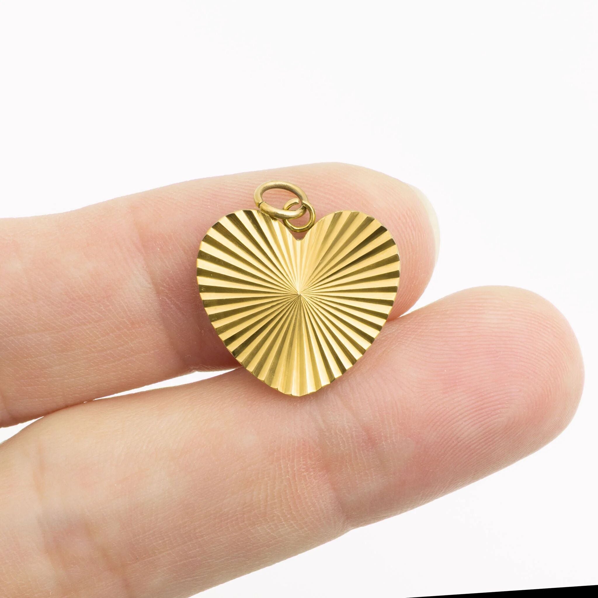 18K Gold PVD Stainless Steel Sunburst Heart Charm