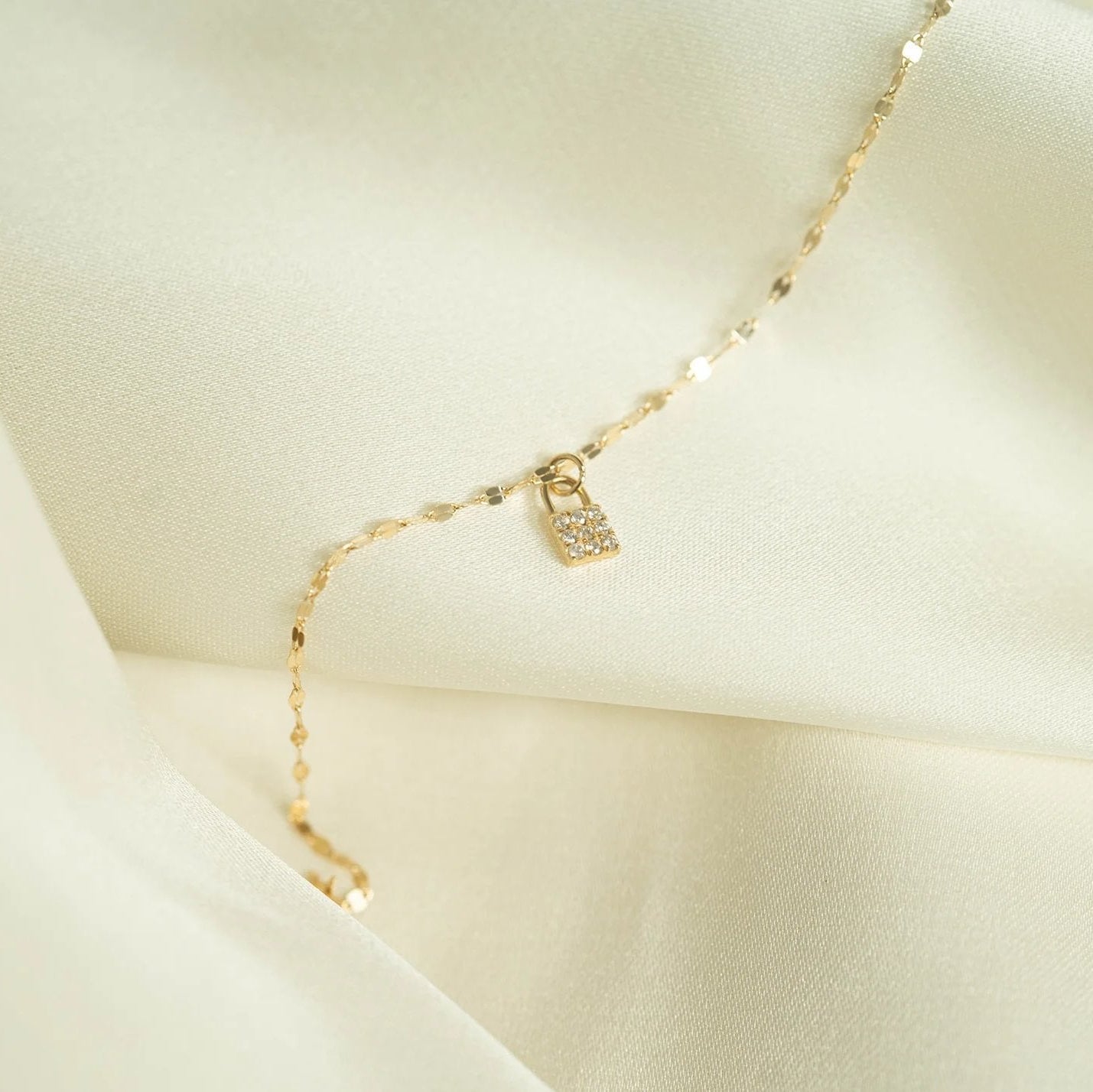 2.0 mm Lip Chain 14K Solid Gold Permanent Jewelry - By the Inch
