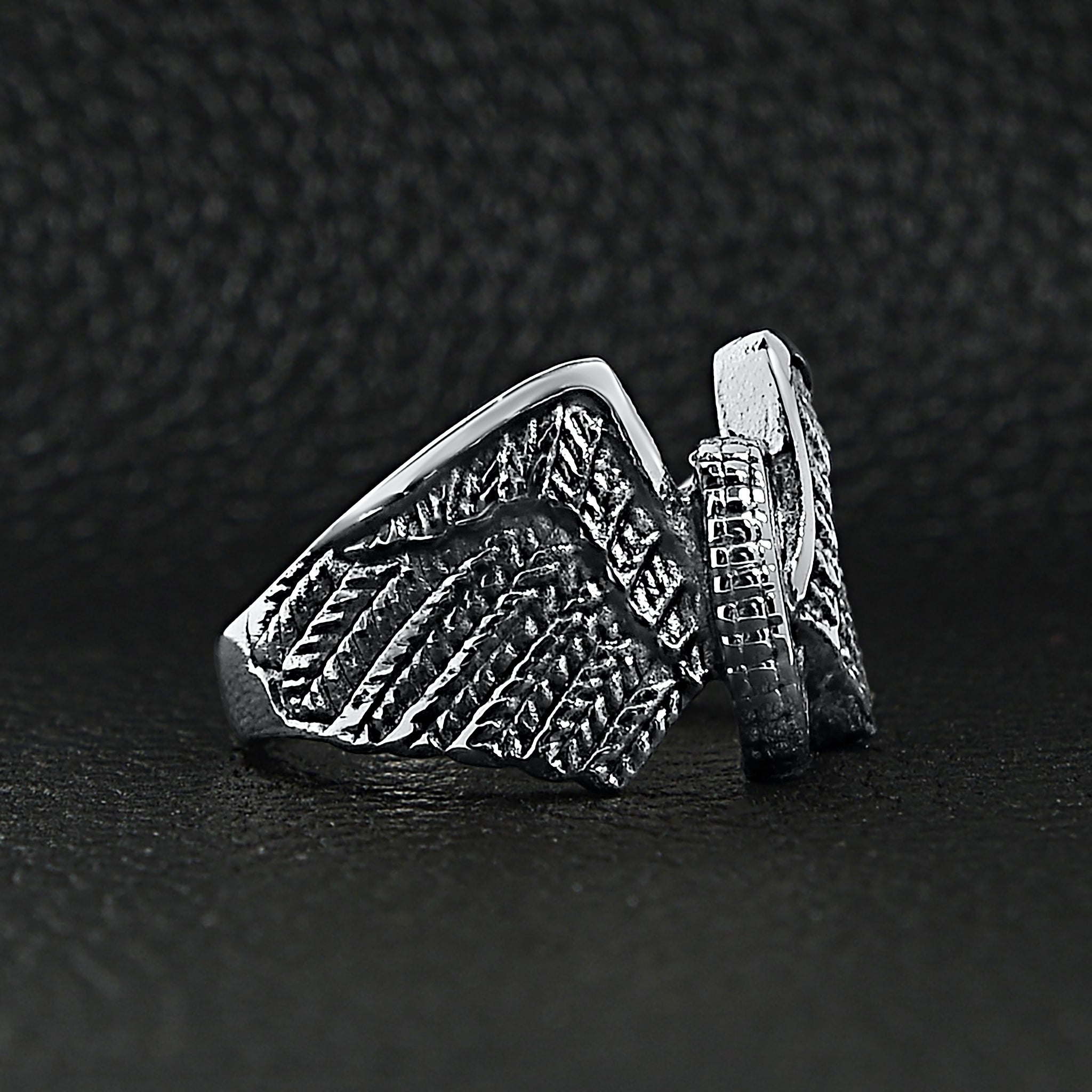 Stainless Steel Polished Winged Wheel Ring