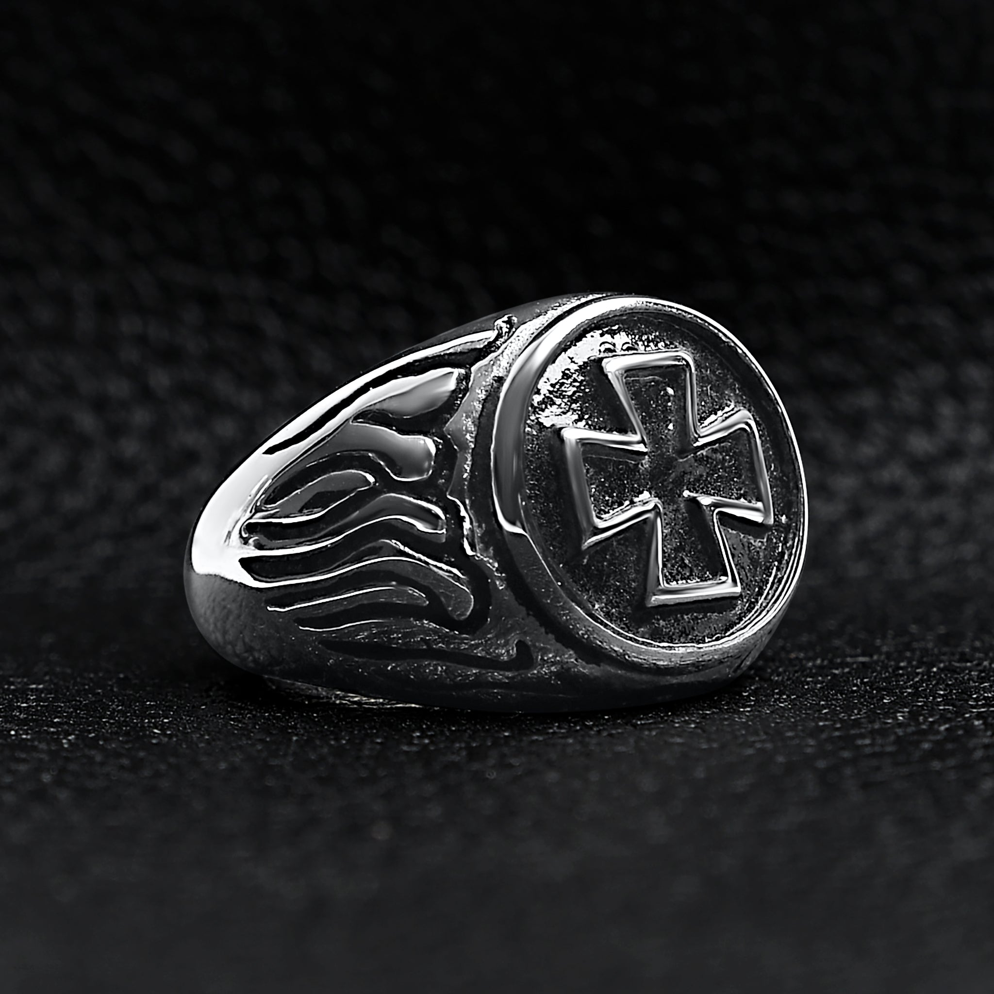 Stainless Steel Polished Maltese Cross Signet Ring