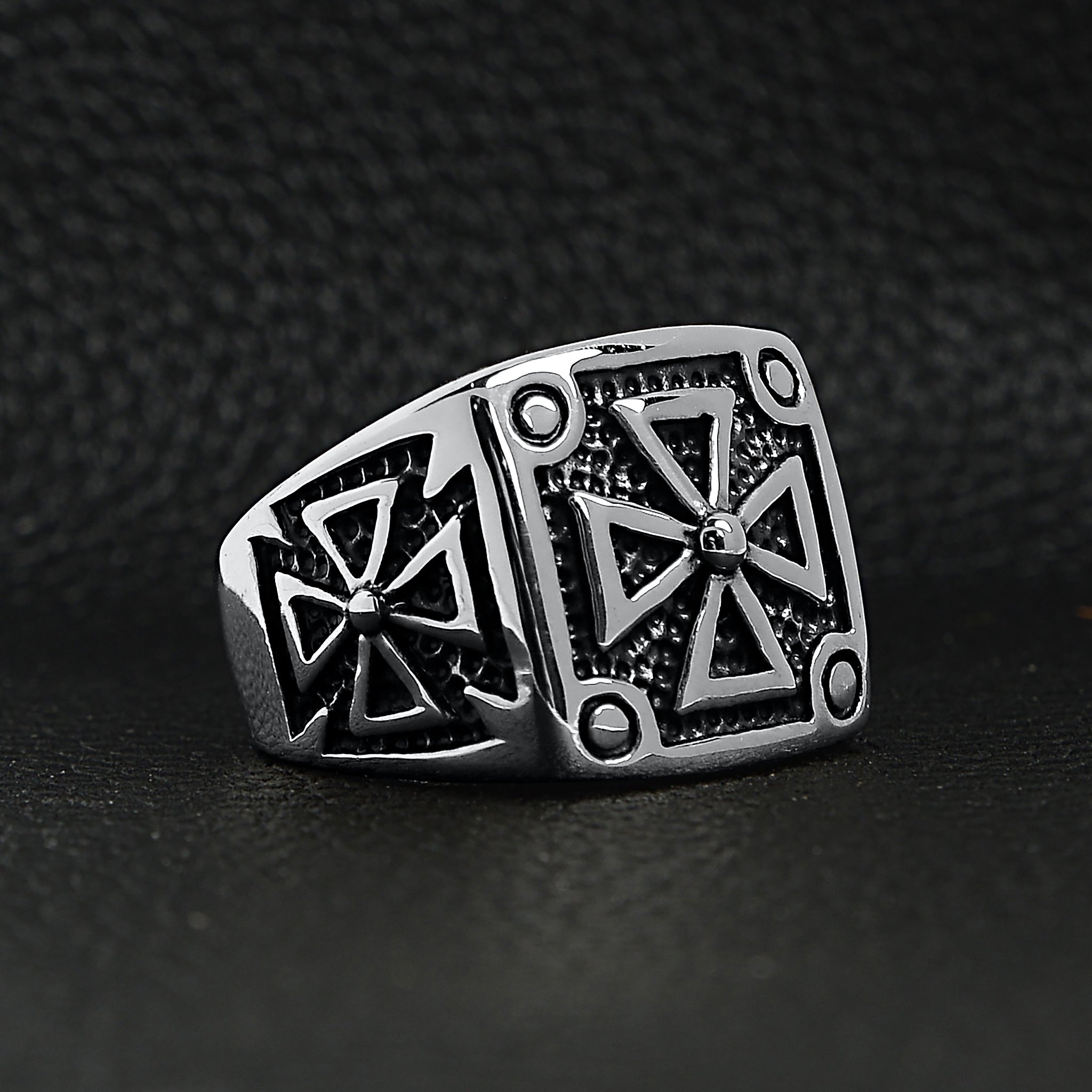 Stainless Steel Polished Maltese Cross Signet Ring