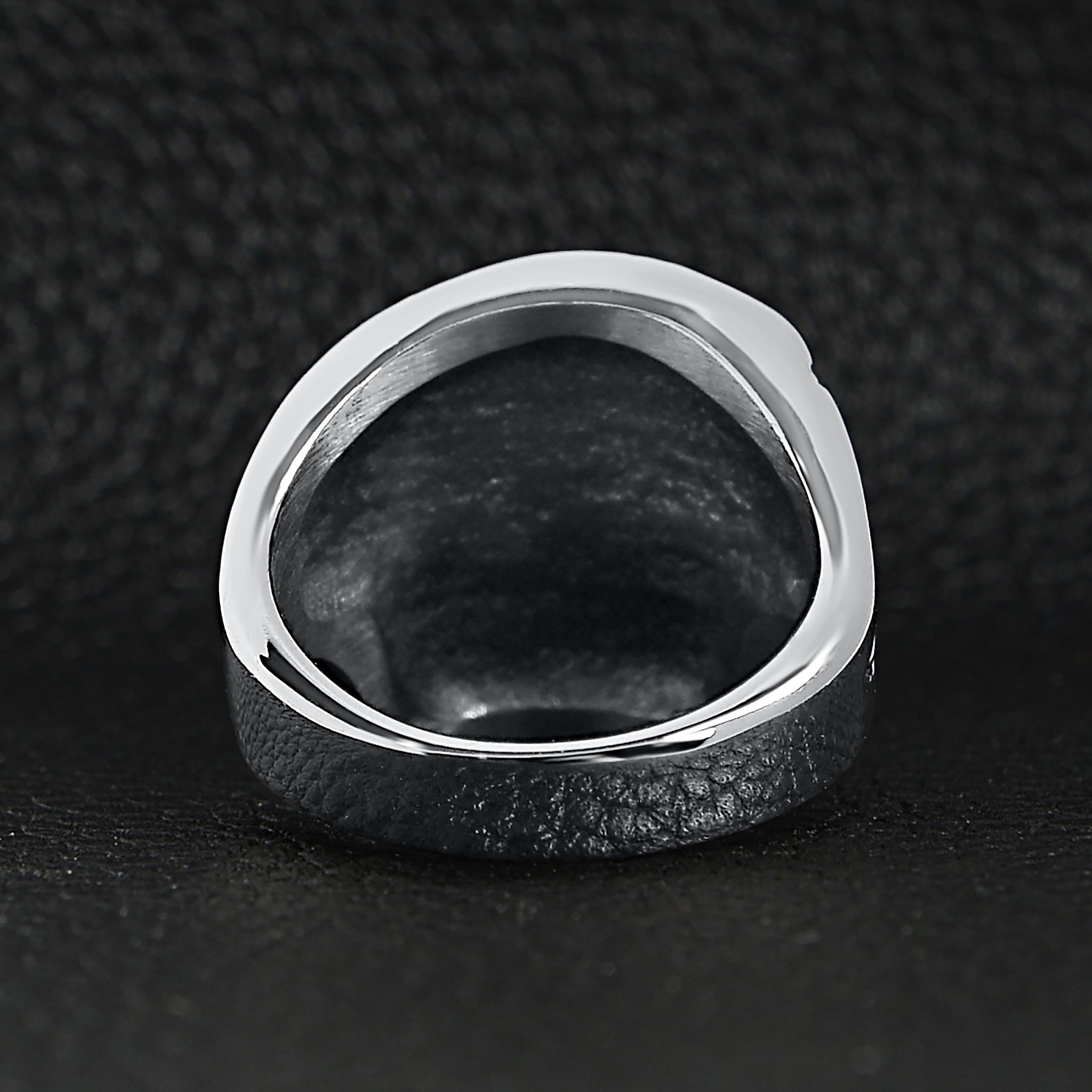 Stainless Steel Polished Skull With Cigar Ring