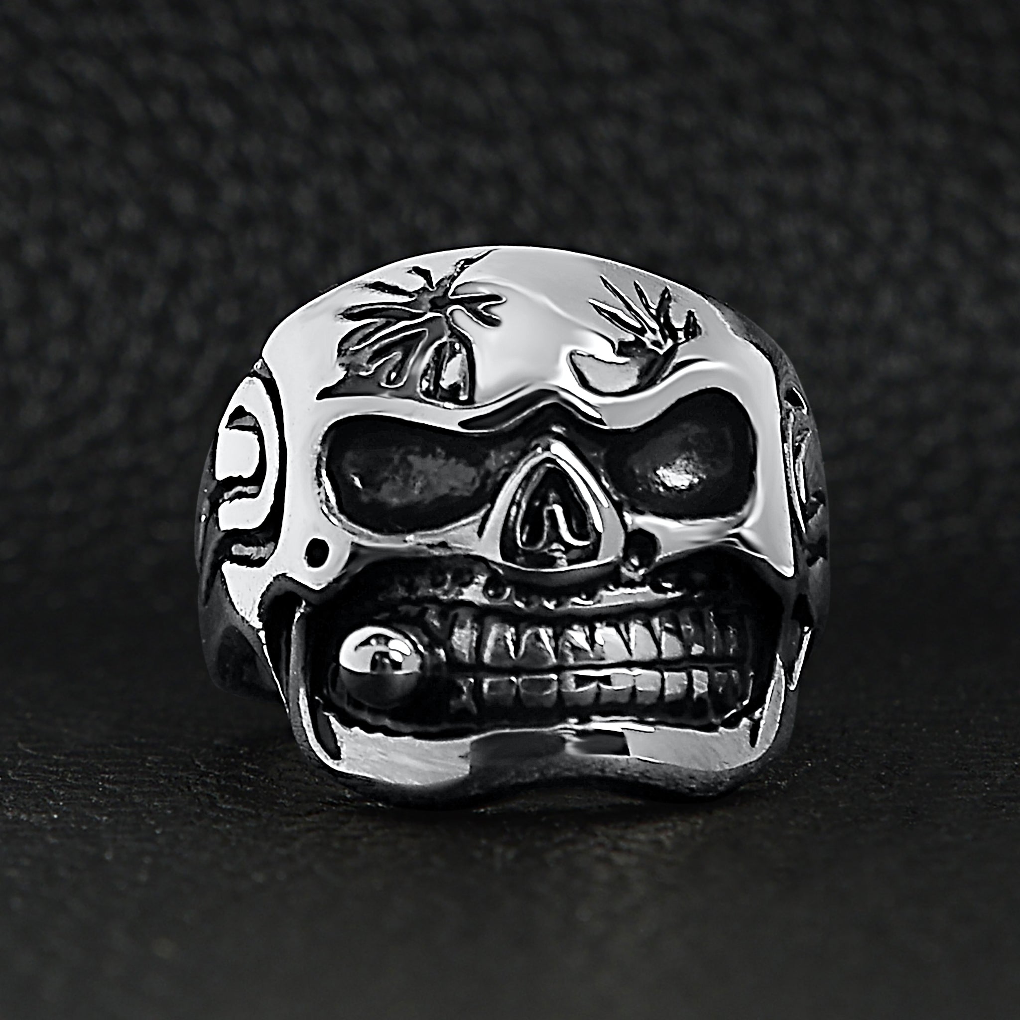 Stainless Steel Polished Skull With Cigar Ring