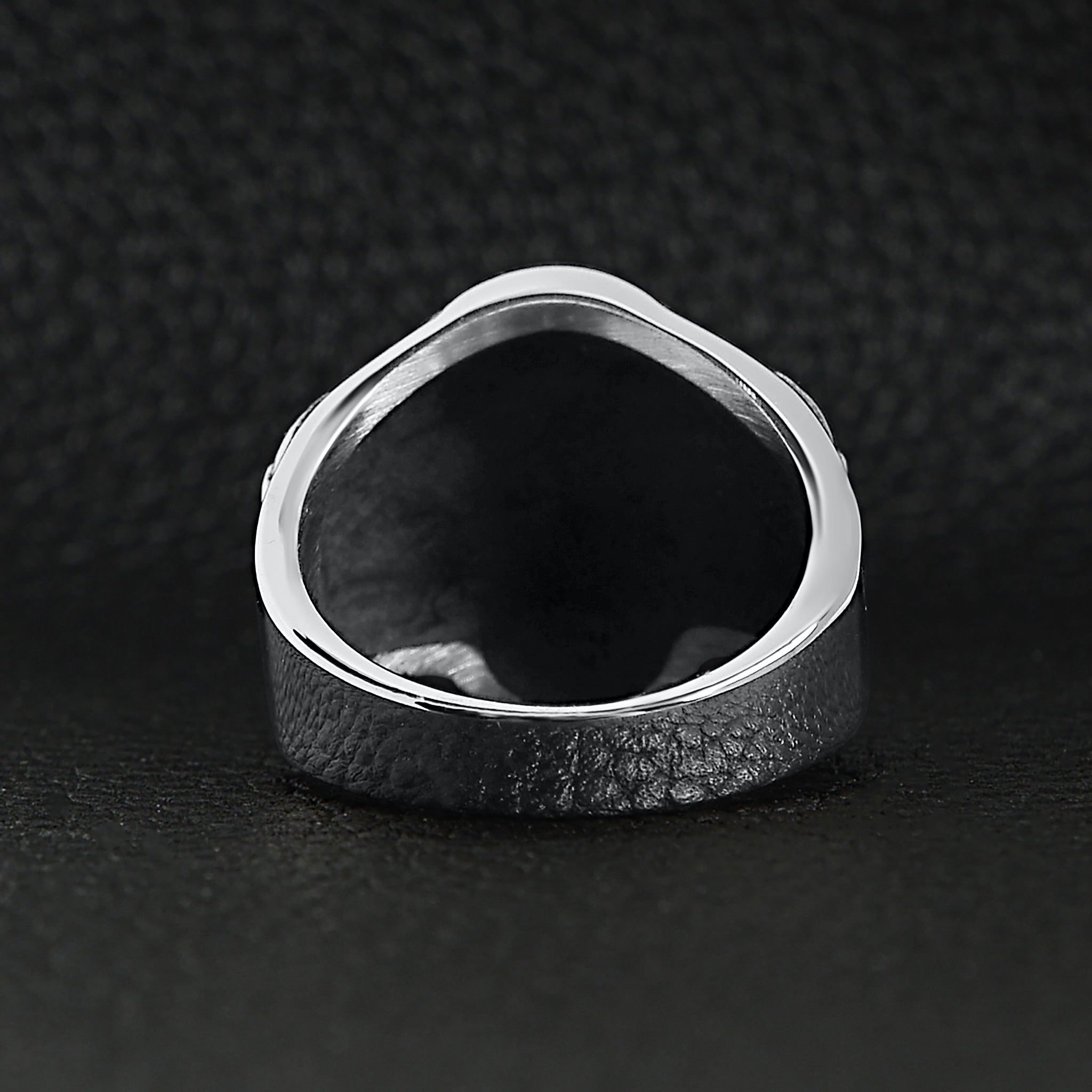 Stainless Steel Polished Cracked Triple Skulls Ring