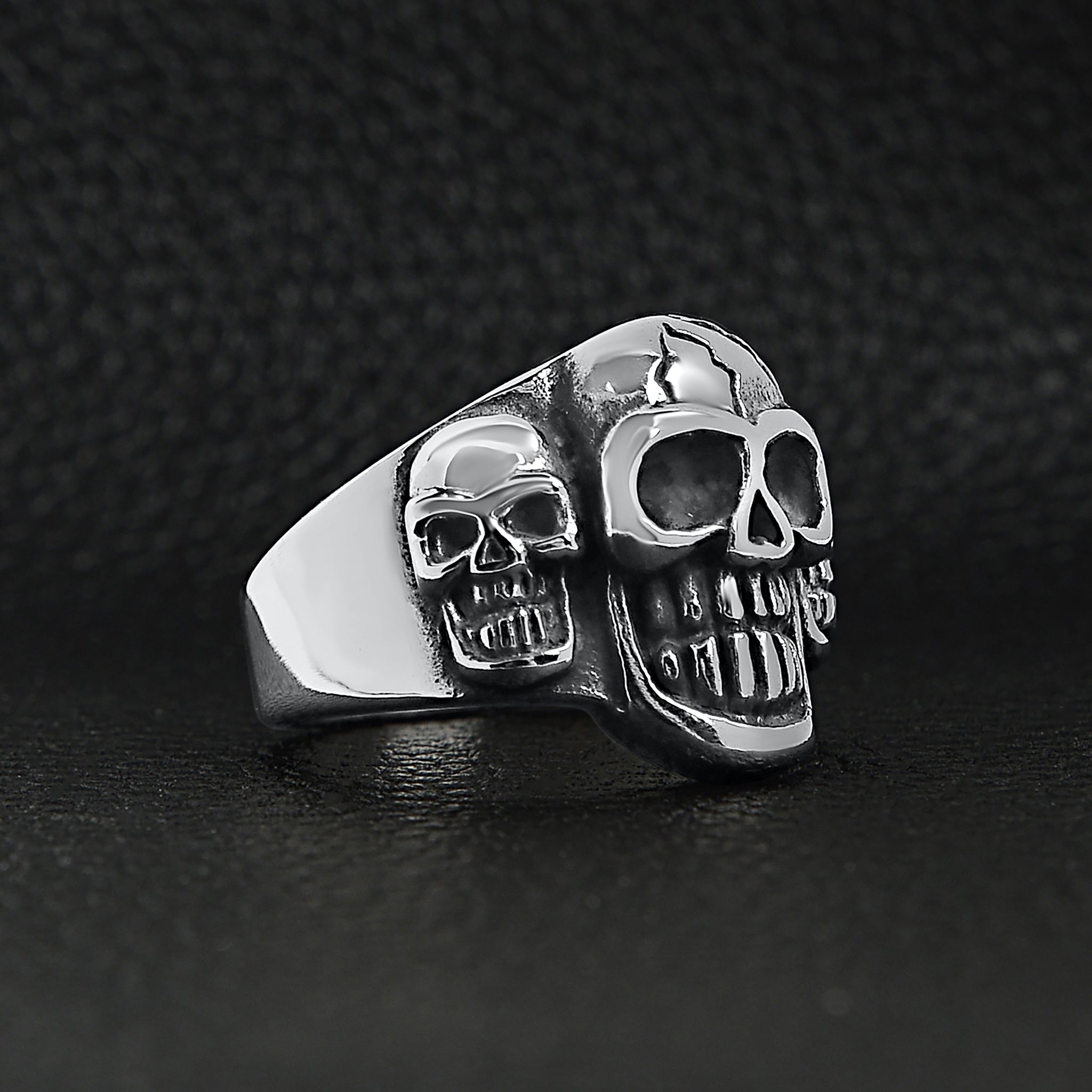 Stainless Steel Polished Cracked Triple Skulls Ring