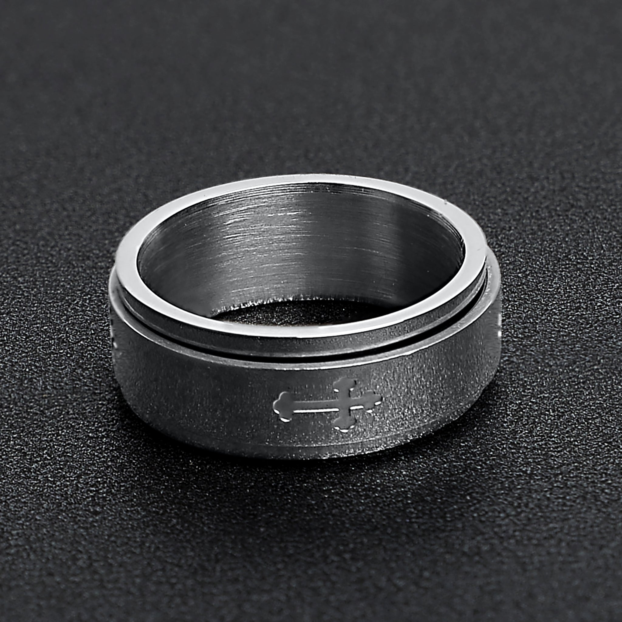 Stainless Steel Cross Spinner Center Highly Polished Ring