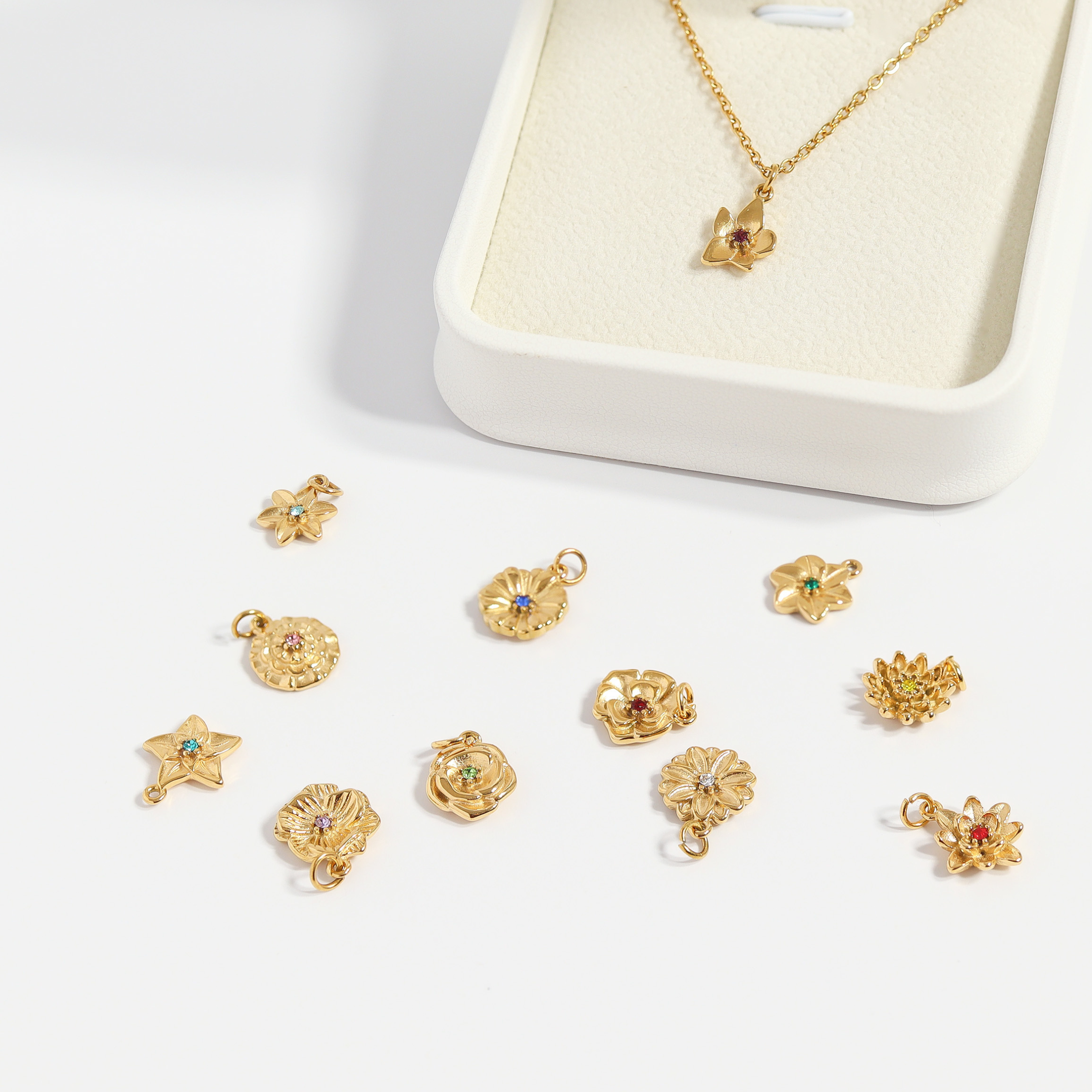 18K Gold PVD Stainless Steel 3D Birth Flower Connector Charms
