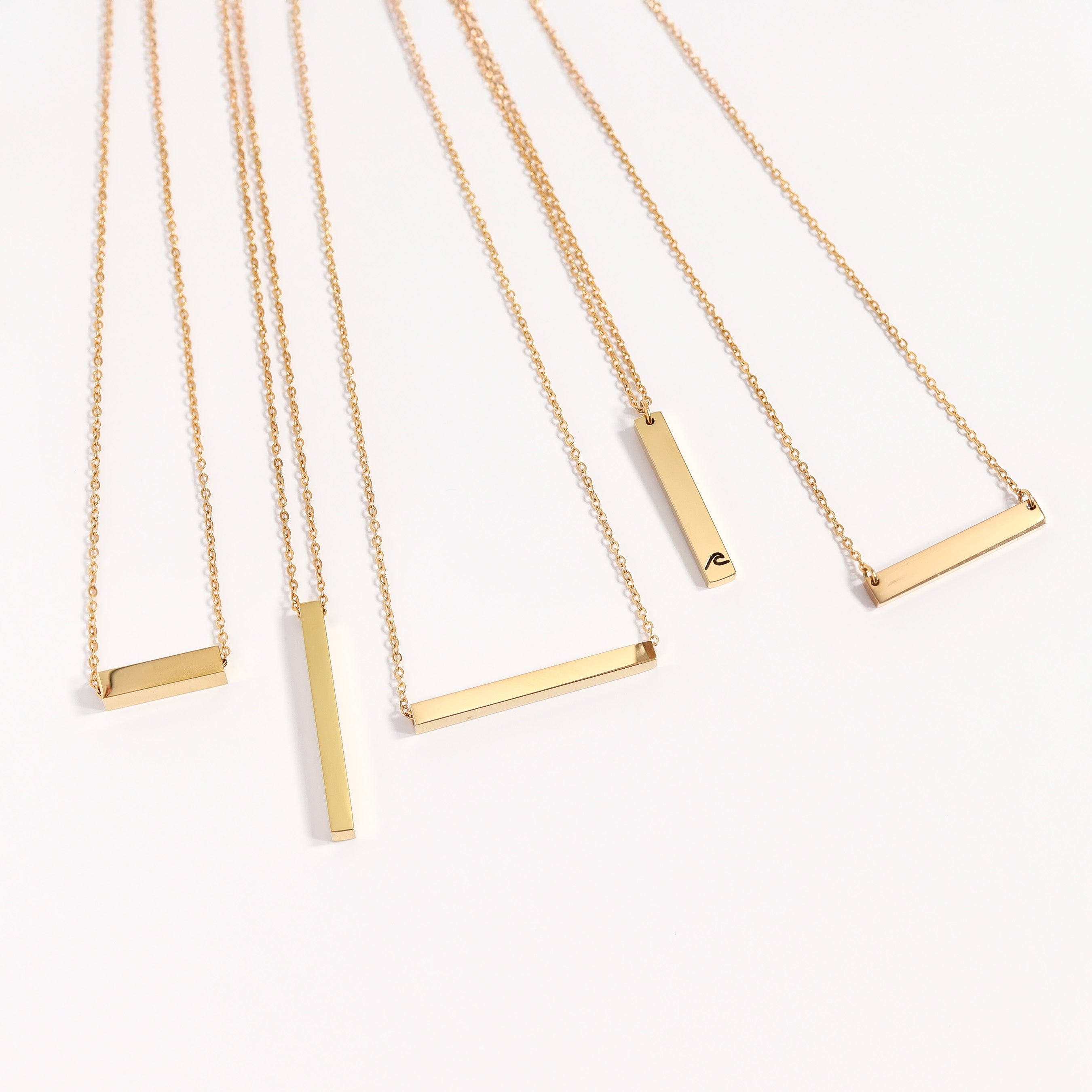 18K Gold PVD Stainless Steel Horizontal Mini Blank Bar Necklace