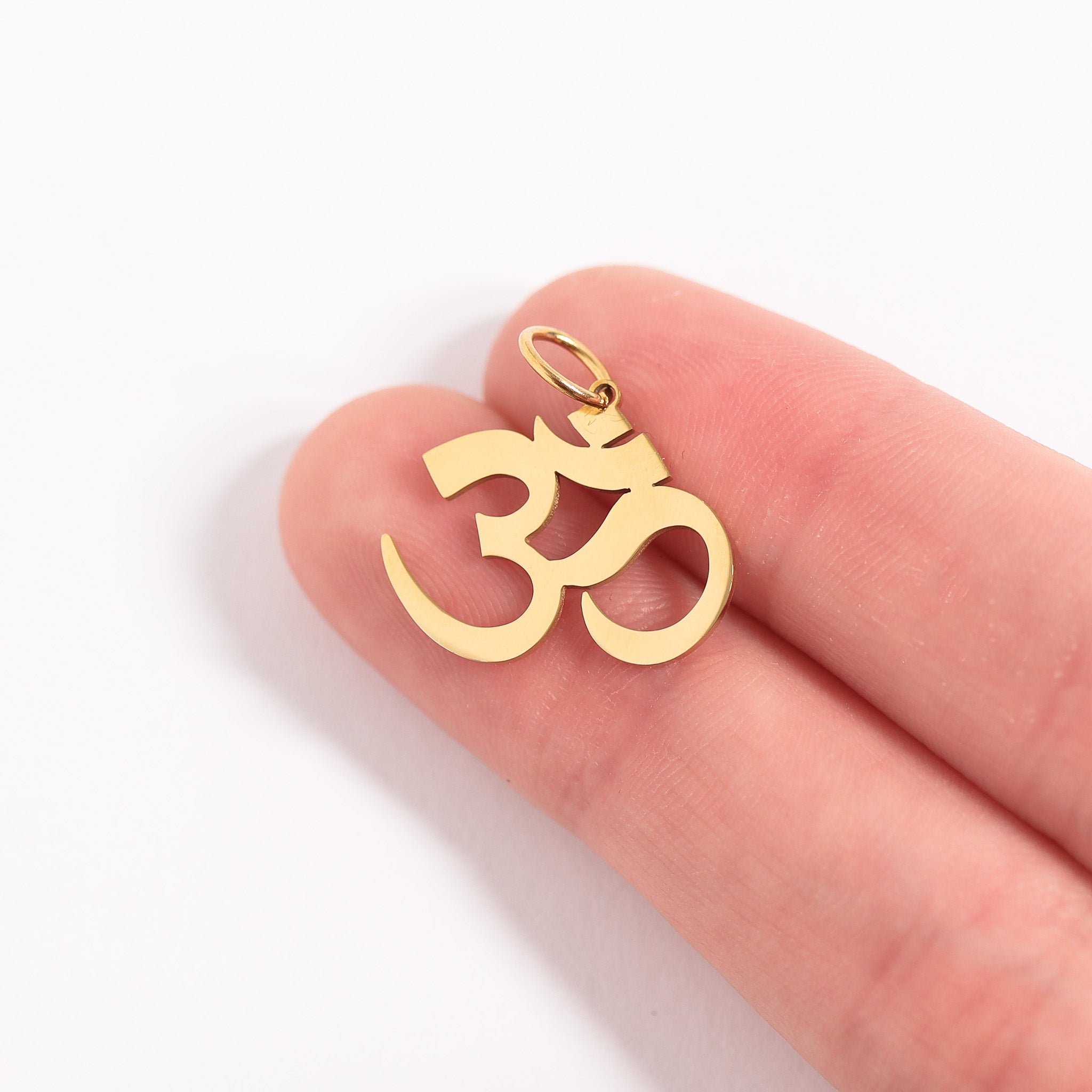 18K Gold PVD Stainless Steel Om Pendant