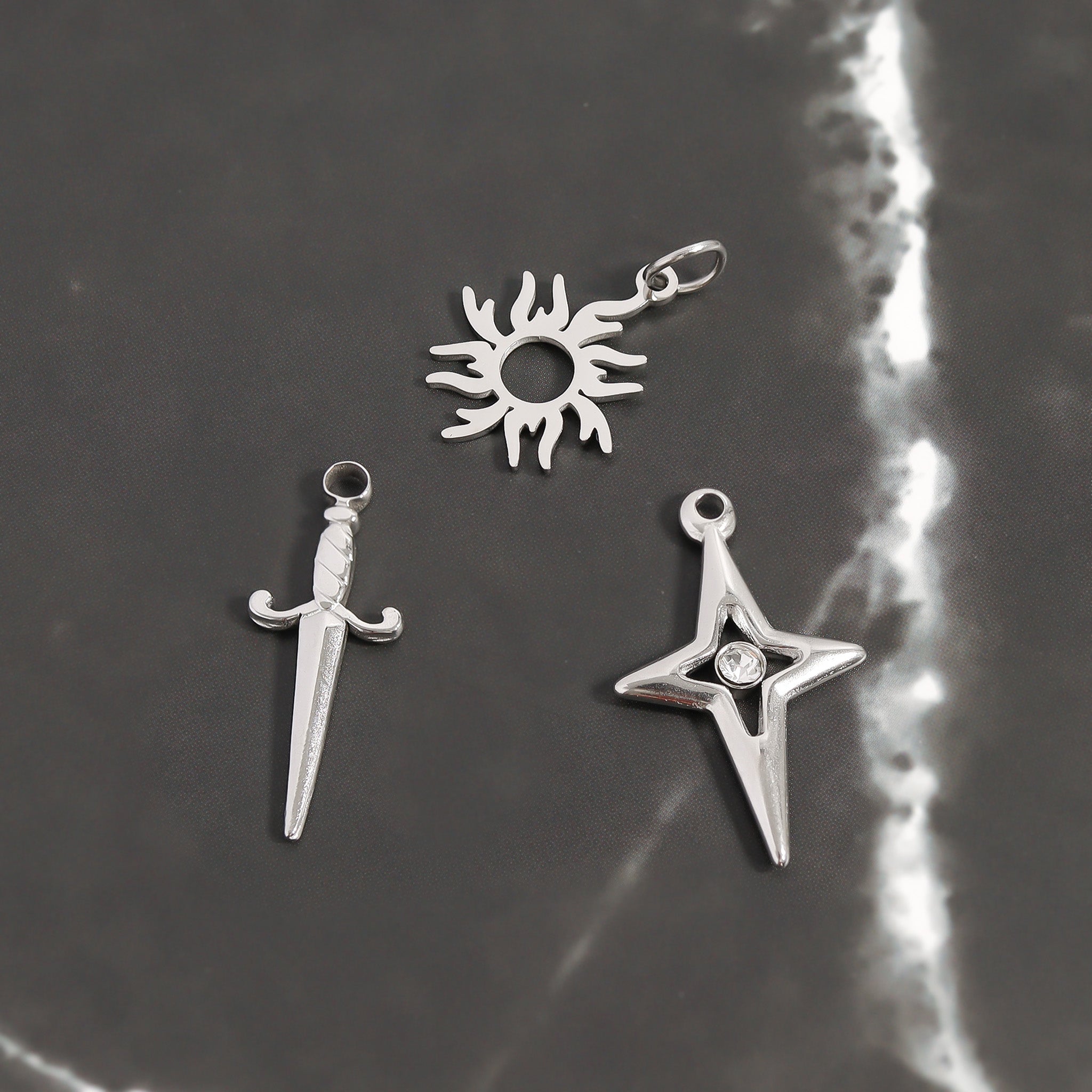 18K Gold PVD Stainless Steel Compass Star Charm