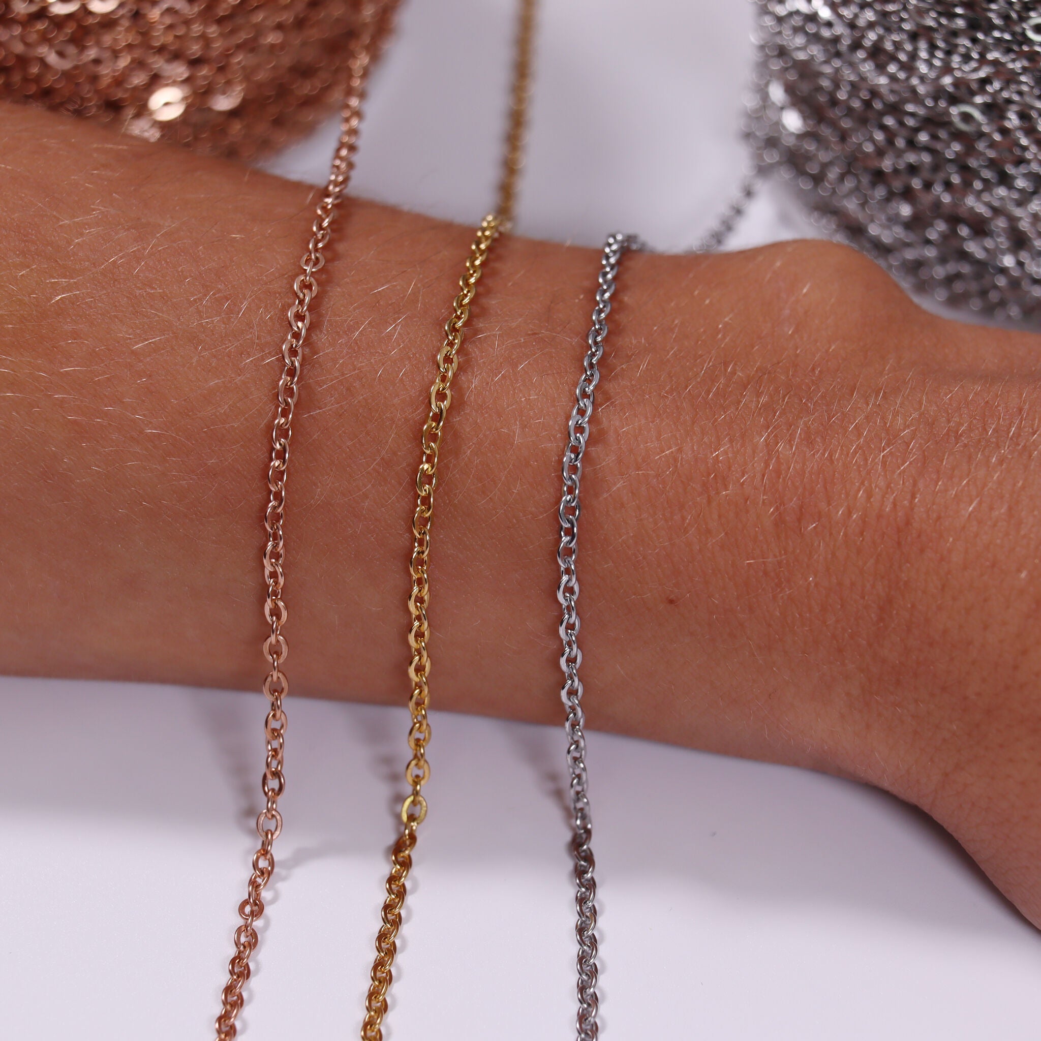 2.5mm 18K Gold PVD Stainless Steel Oval Loop Permanent Jewelry Chain By The Foot